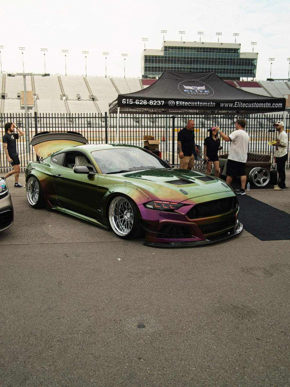 Ford Mustang — Robot Craftsman V2 Bodykit | Avery Wrapped