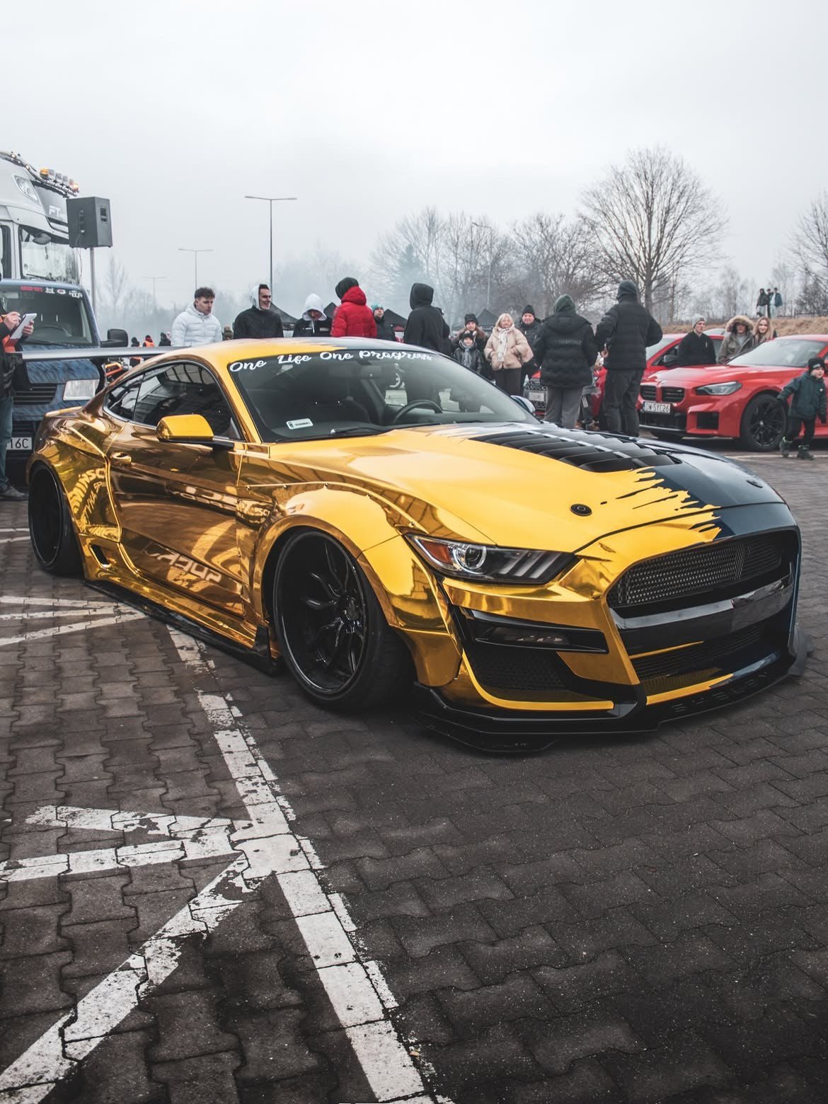 Ford Mustang — Robot Craftsman V2 Bodykit | Blue & Gold GT500 Front Bumper