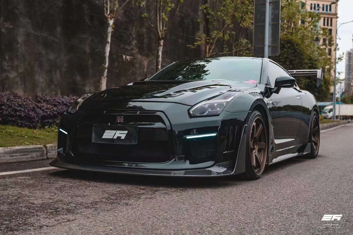 Nissan GT-R R35 — Robot Craftsman Bodykit | Green