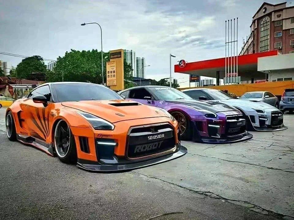 Nissan GT-R R35 — Robot Craftsman Widebody | Orange