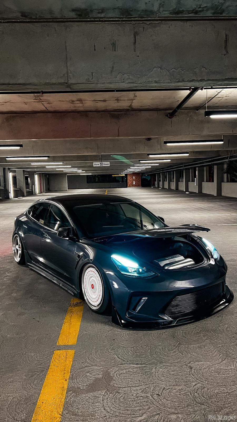 Green Tesla Model 3 — Robot Craftsman HACKER Narrowbody