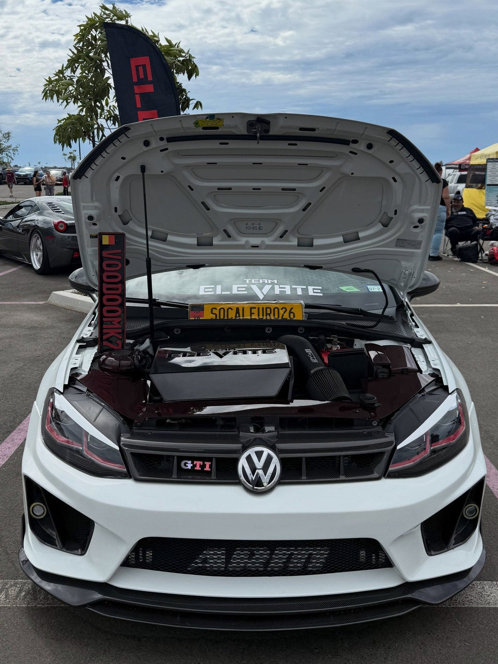 Volkswagen Golf Mk7 / Mk7.5 — Robot Craftsman Front Bumper | White