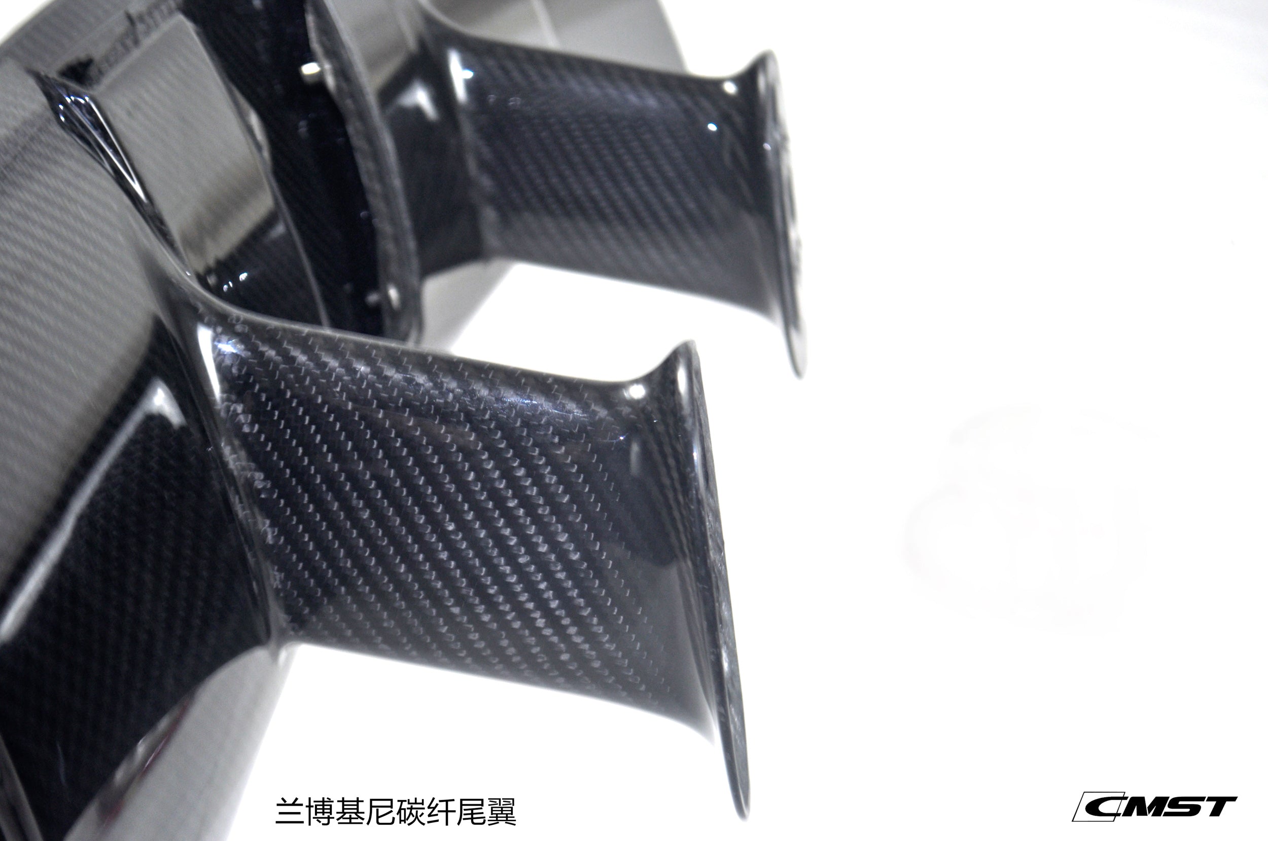 CMST Carbon Fiber Full Body Kit for Lamborghini Huracán LP550 09-13