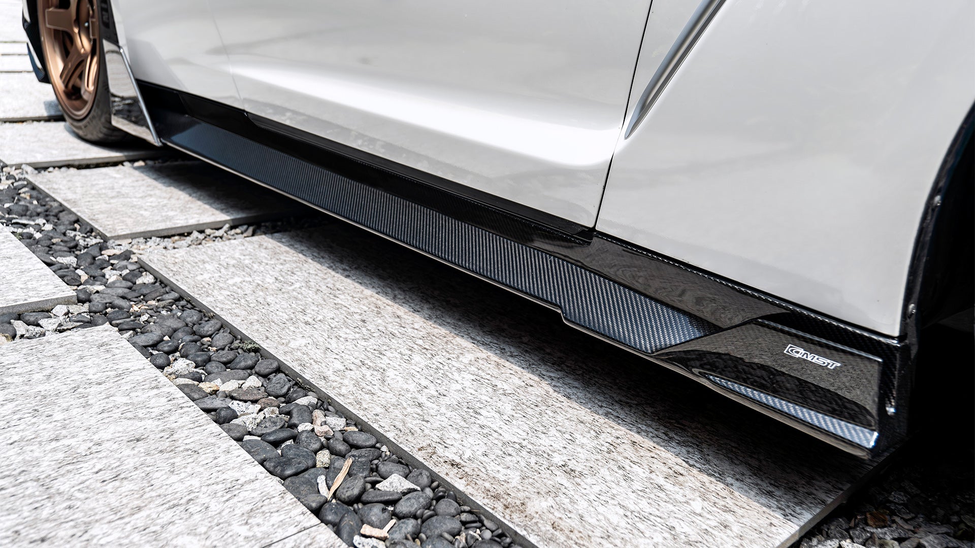 CMST Nissan GTR R35 Carbon Fibre Narrowbody Kit 2008-2016