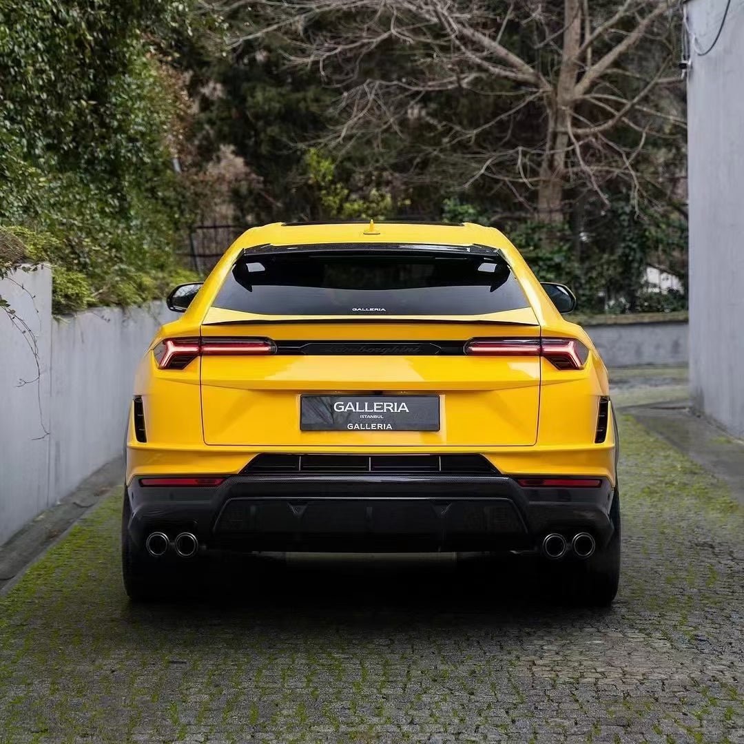 2018 - 2022 Lamborghini Urus Conversion to 2023 Body Kit Aftermarket Carbon Fiber Part / Bodykit - Robot Bodykits