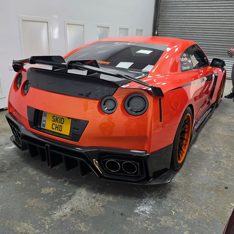 Robot Craftsman Nissan GTR Body Kit (R35) Fibre Glass Reinforced Plastic Complete Body Kit (FRP)