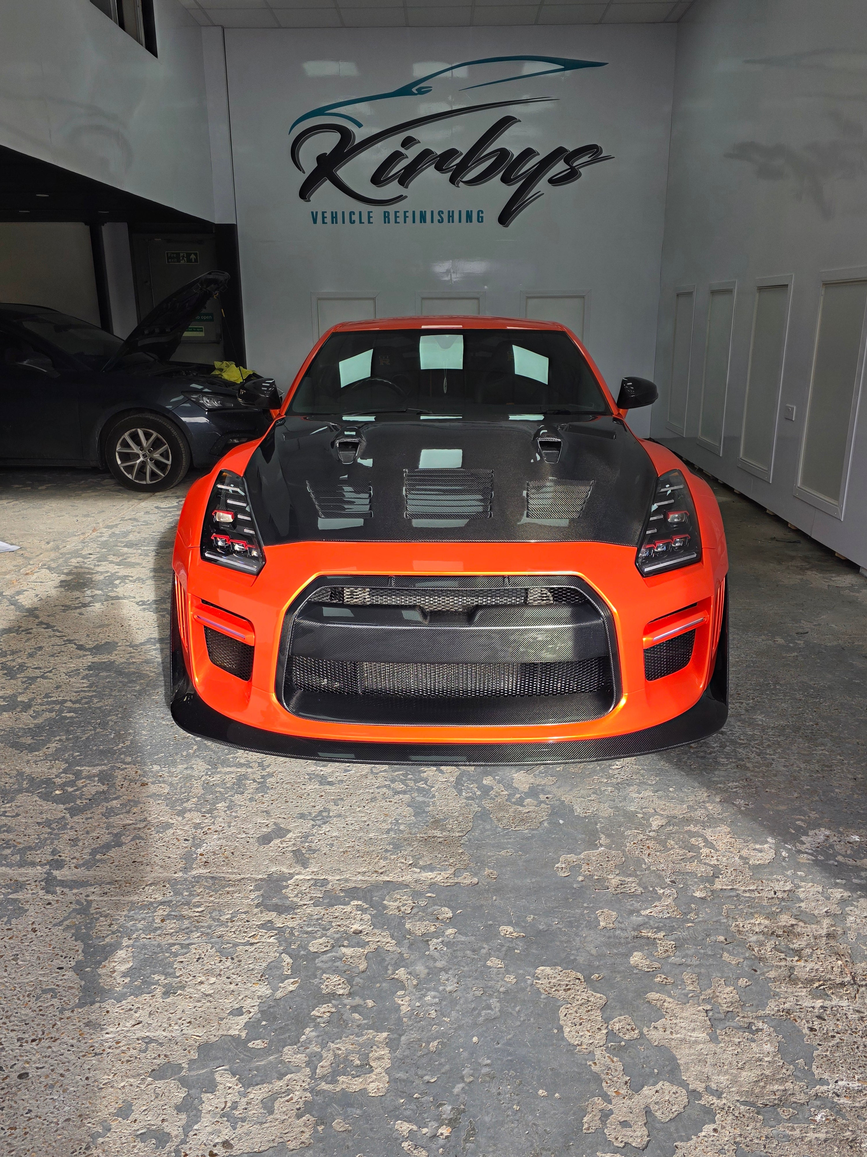 Robot Craftsman Nissan GTR Body Kit (R35) Fibre Glass Reinforced Plastic Complete Body Kit (FRP)