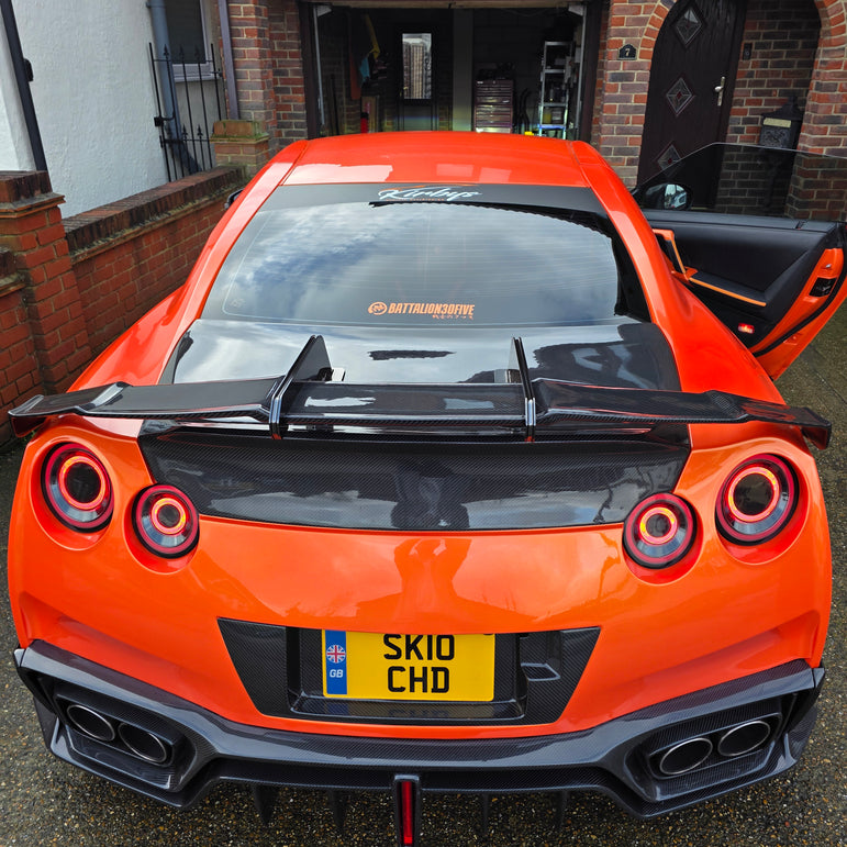 Robot Craftsman Nissan GTR Body Kit (R35) Fibre Glass Reinforced Plastic Complete Body Kit (FRP)