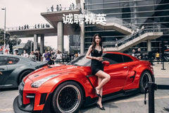 Robot Craftsman Nissan GTR Body Kit R35 Widebody Arches + Side Skirts