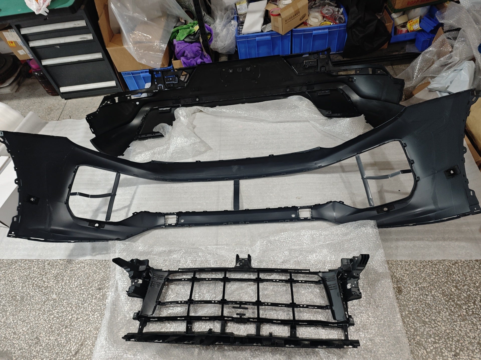 Porsche Cayenne 9Y0.2 (2024+) Turbo GT Body Kit – Plus DRL Package