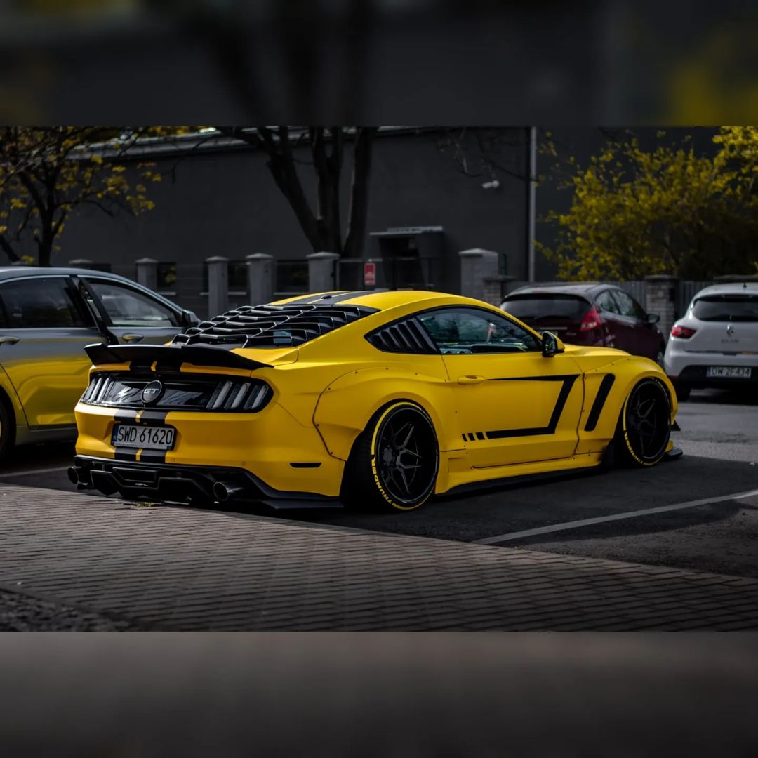 Robot Craftsman Ford Mustang V2 Fibre Glass Reinforced Plastic Complete Body Kit 2015-2023