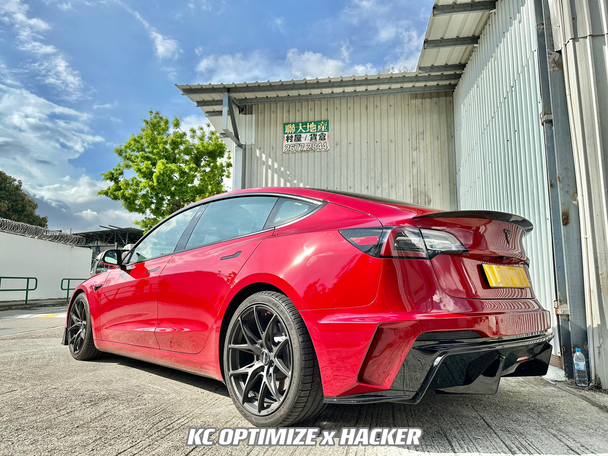 Robot Craftsman Tesla Model 3 “HACKER” Rear Bumper & Diffuser  (2017–2023 pre-facelift)