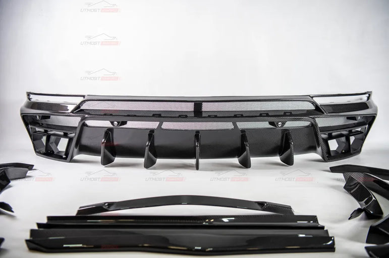 Lamborghini Urus Full Dry Carbon Fibre 