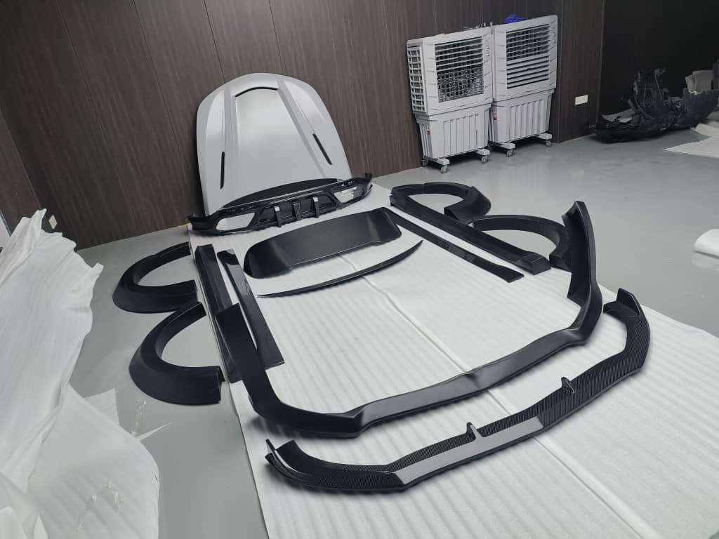 SD Carbon Partial Carbon Fiber Widebody Kit For Alfa Romeo Stelvio 2.0T