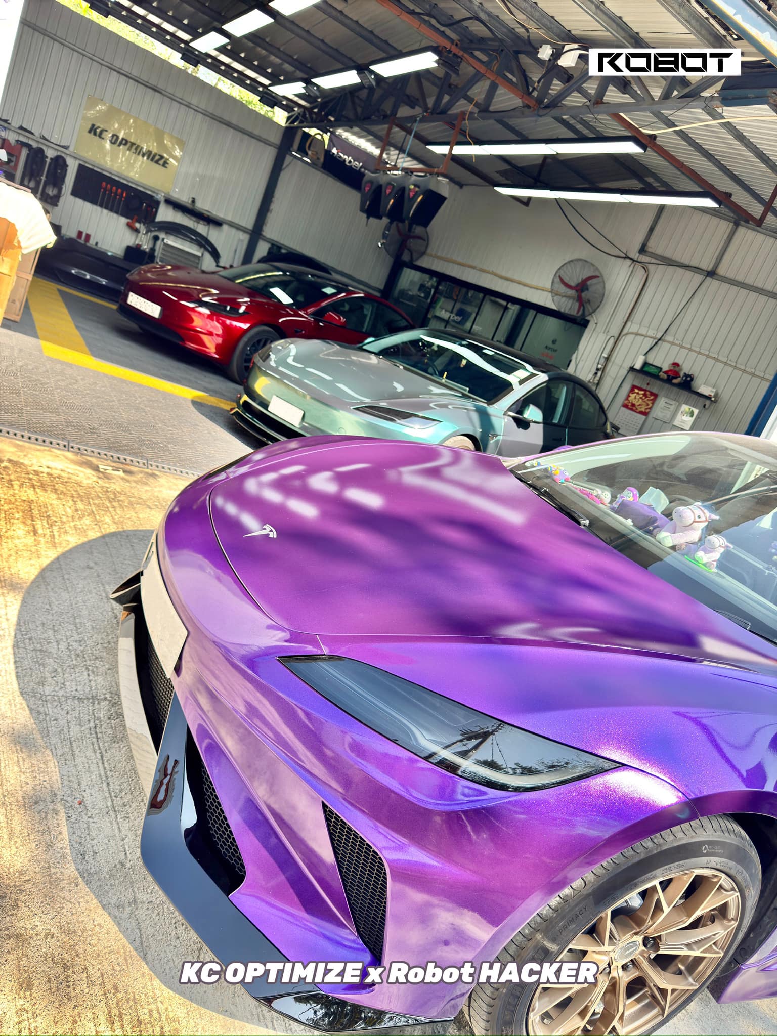 Robot Craftsman Tesla Model 3 Highland 