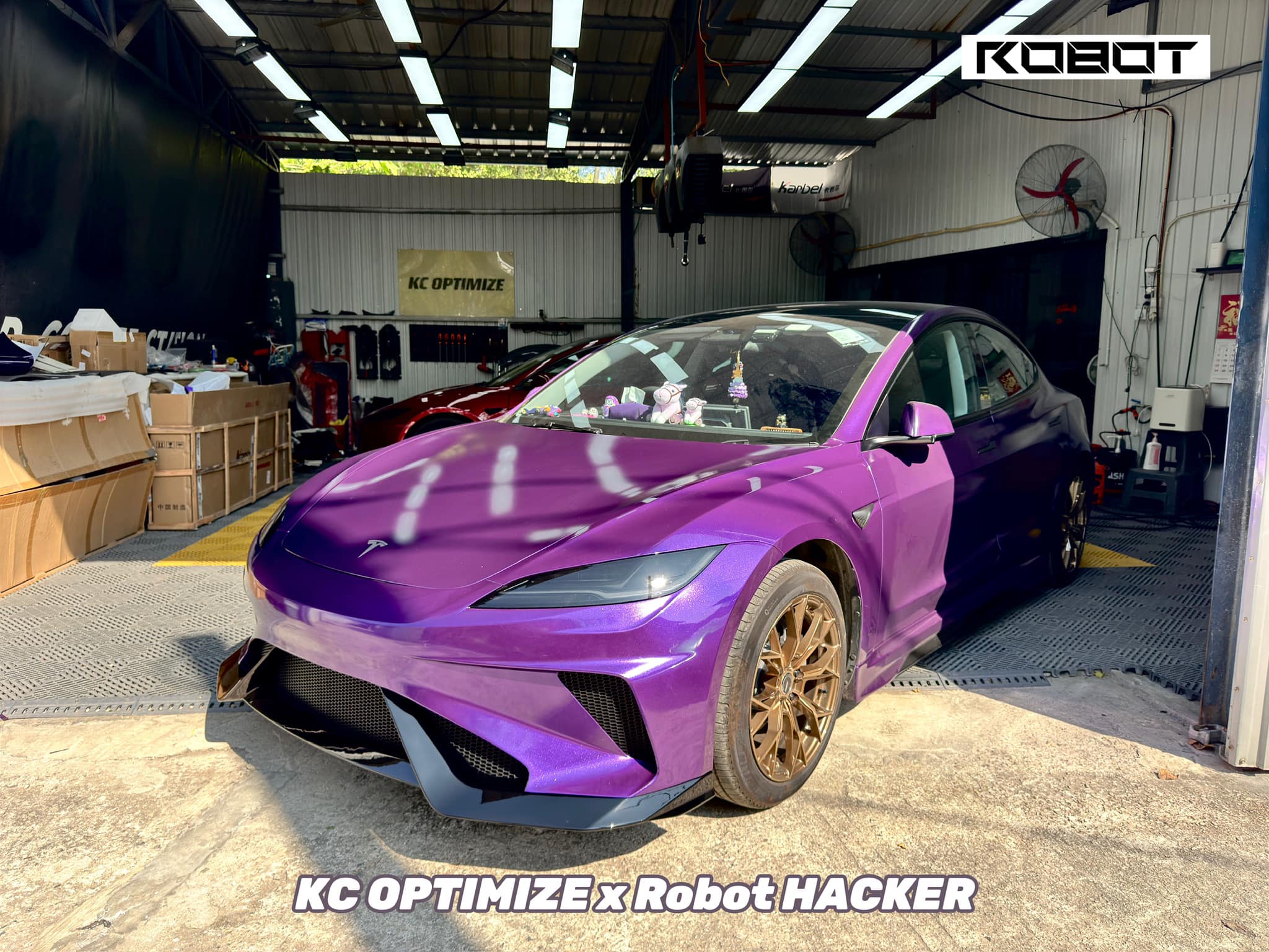 Robot Craftsman Tesla Model 3 Highland 