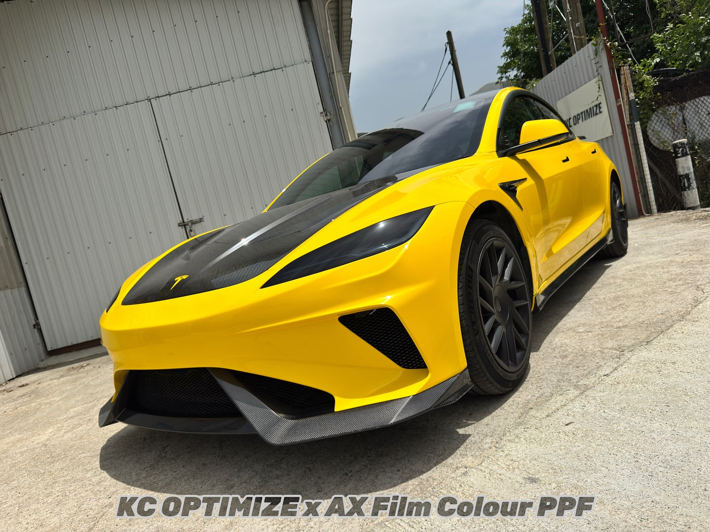 Robot Craftsman Tesla Model 3 Highland 