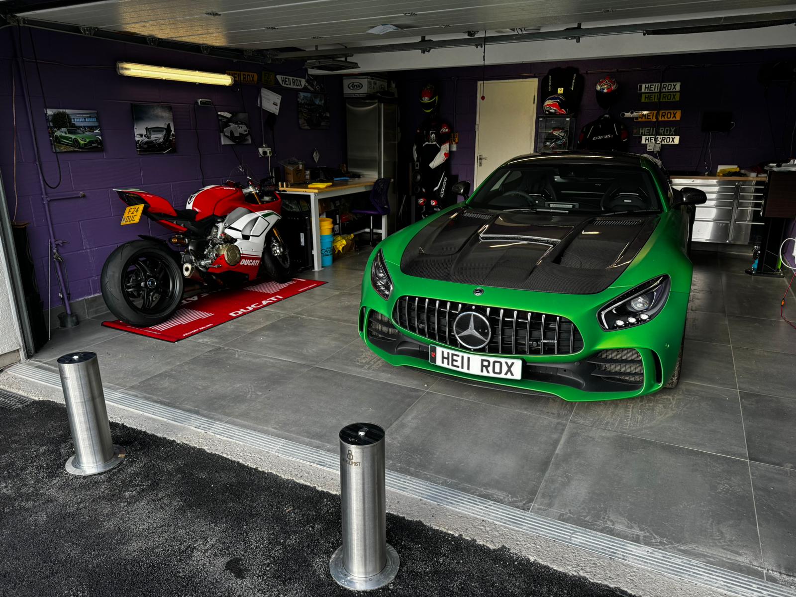 Kid Louis Mercedes Benz C190 AMG GT GTS GTC GTR Dry-Carbon Fiber Hood / Bonnet Black Series Style 2015 - 2021