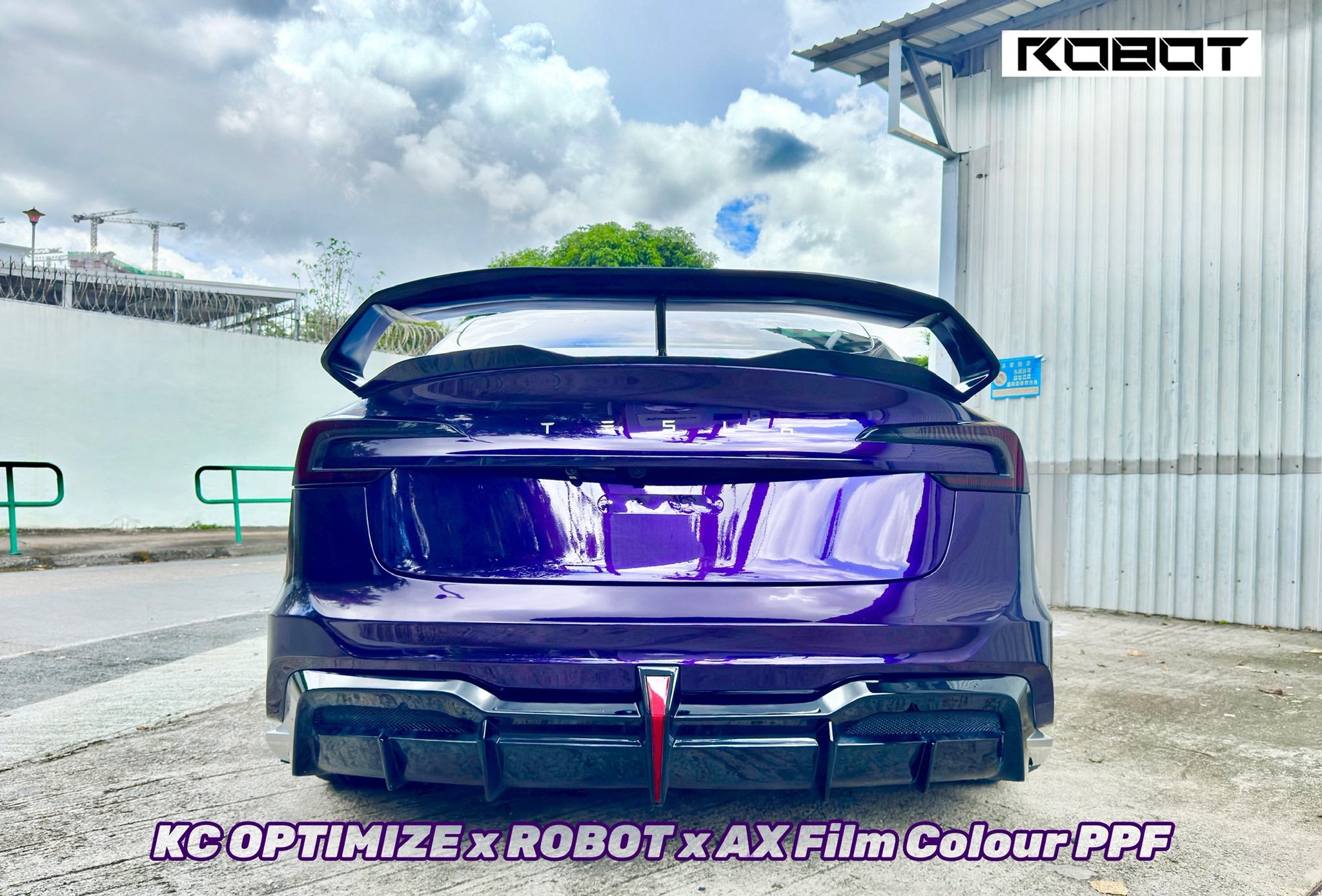 Robot Craftsman Tesla Model 3 Highland 