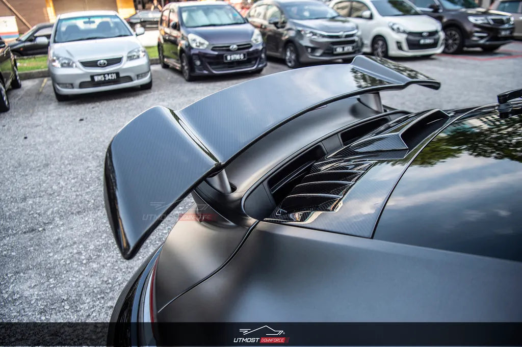 Porsche 911 992.1 Turbo S Paktechz Full Dry Carbon Aerodynamics kit 2020-2024