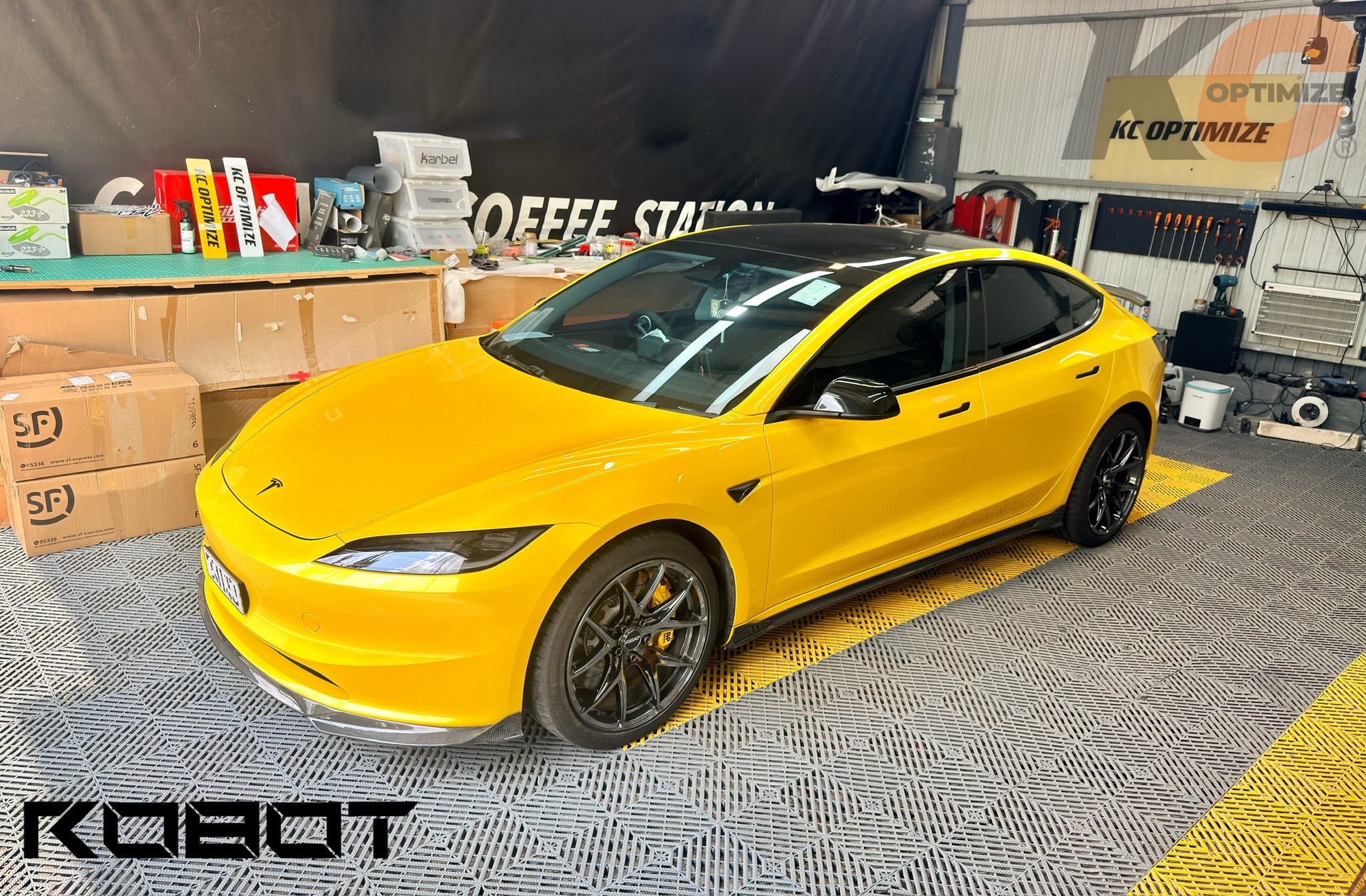 Robot Craftsman Tesla Model 3 Highland Lowline Bodykit (Hydrogai Series) SR & LR