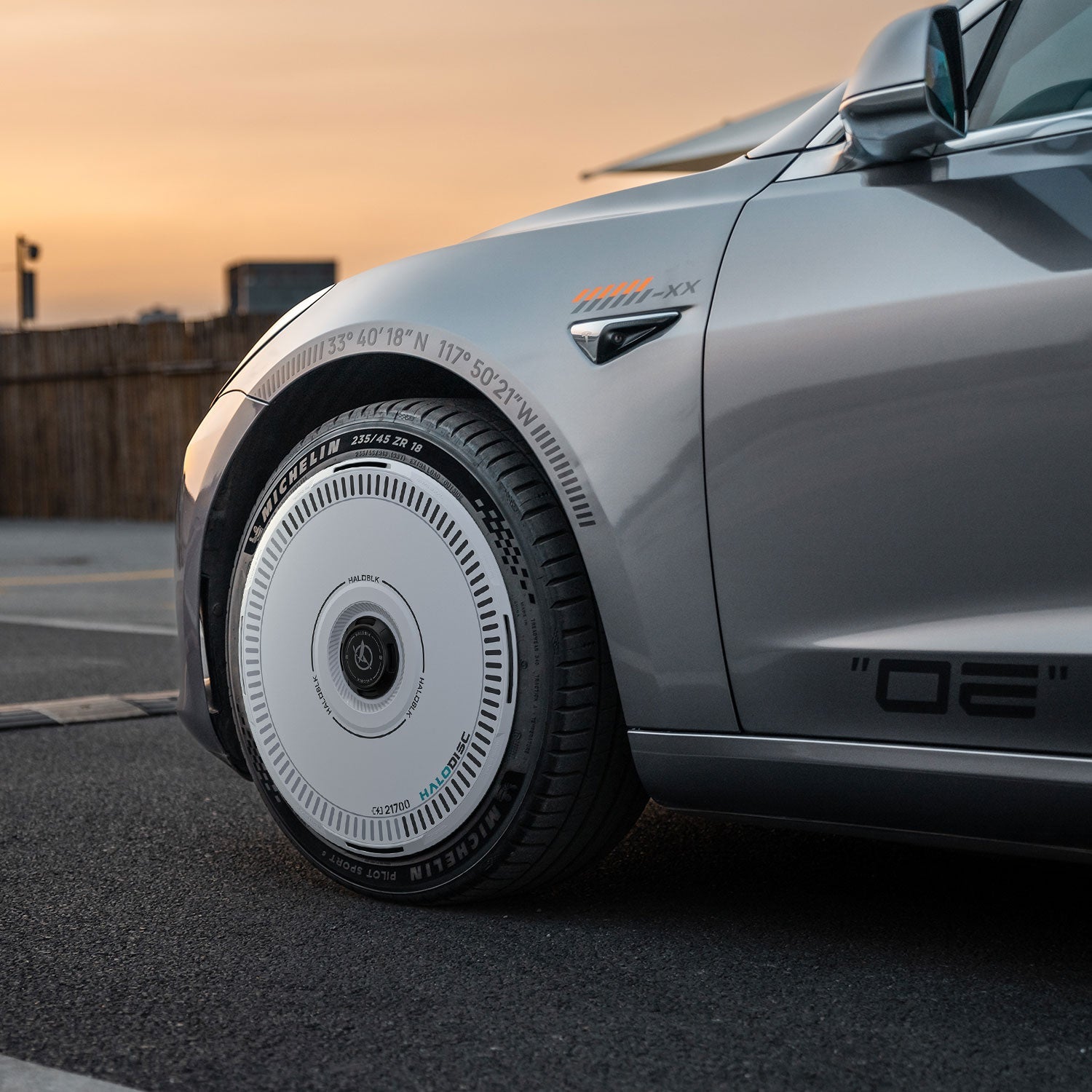 HALODISC 2 Tesla Wheel Covers丨Charging