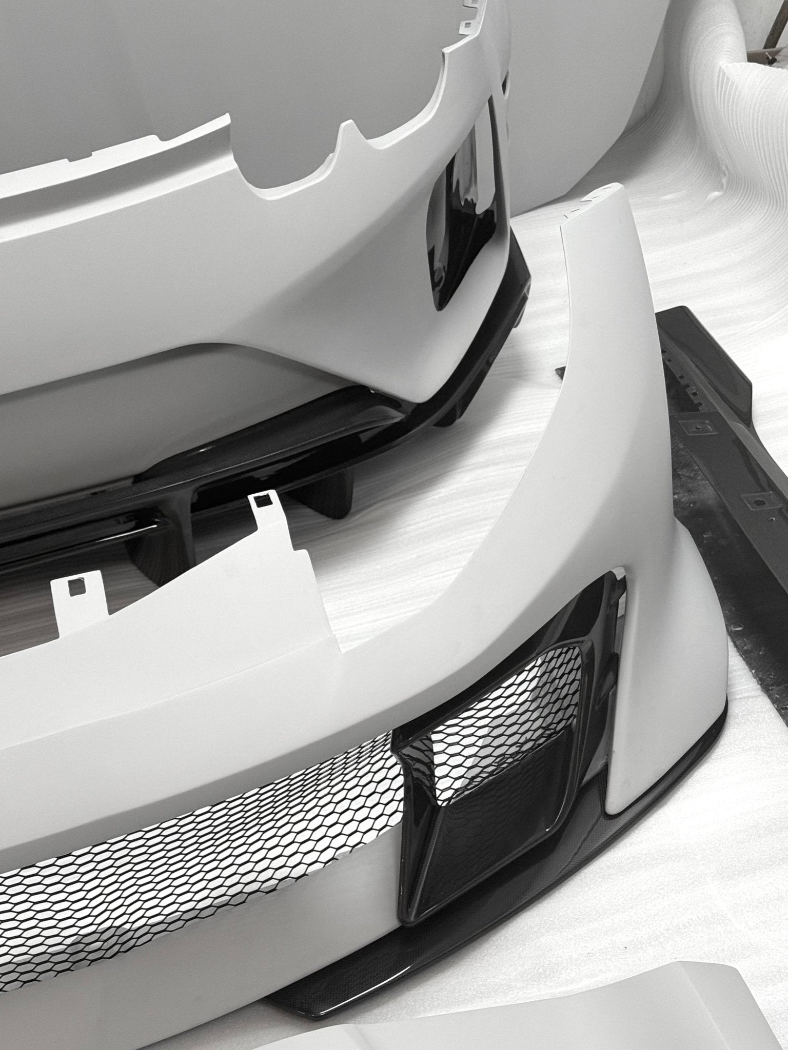 812 Superfast / GTS to Competizione - Style Carbon Fibre Conversion Body Kit (Aftermarket) Aftermarket Carbon Fiber Part / Bodykit - Robot Bodykits