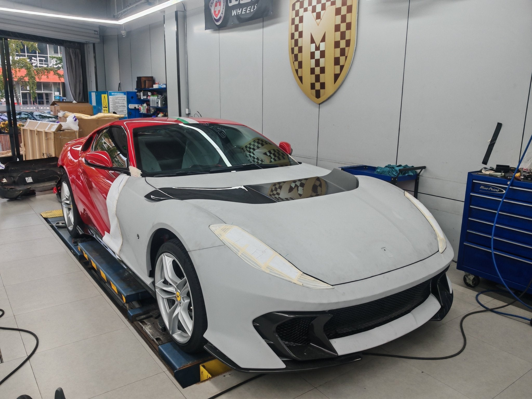 812 Superfast / GTS to Competizione - Style Carbon Fibre Conversion Body Kit (Aftermarket) Aftermarket Carbon Fiber Part / Bodykit - Robot Bodykits