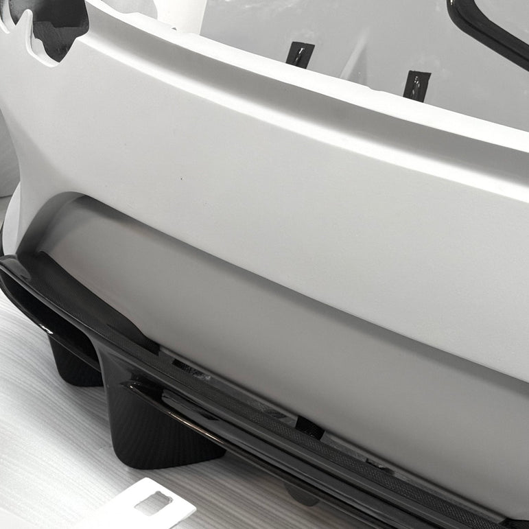812 Superfast / GTS to Competizione - Style Carbon Fibre Conversion Body Kit (Aftermarket) Aftermarket Carbon Fiber Part / Bodykit - Robot Bodykits