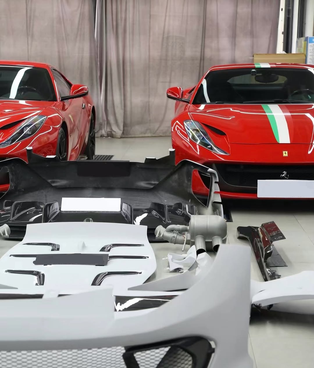 812 Superfast / GTS to Competizione - Style Carbon Fibre Conversion Body Kit (Aftermarket) Aftermarket Carbon Fiber Part / Bodykit - Robot Bodykits