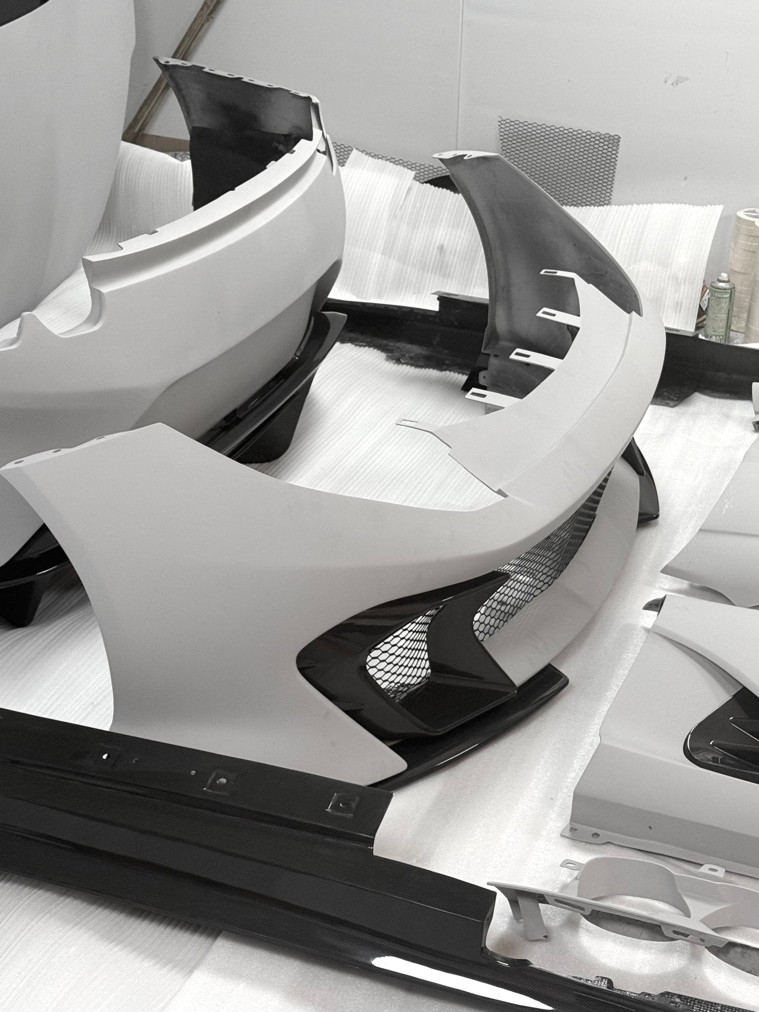 812 Superfast / GTS to Competizione - Style Carbon Fibre Conversion Body Kit (Aftermarket) Aftermarket Carbon Fiber Part / Bodykit - Robot Bodykits
