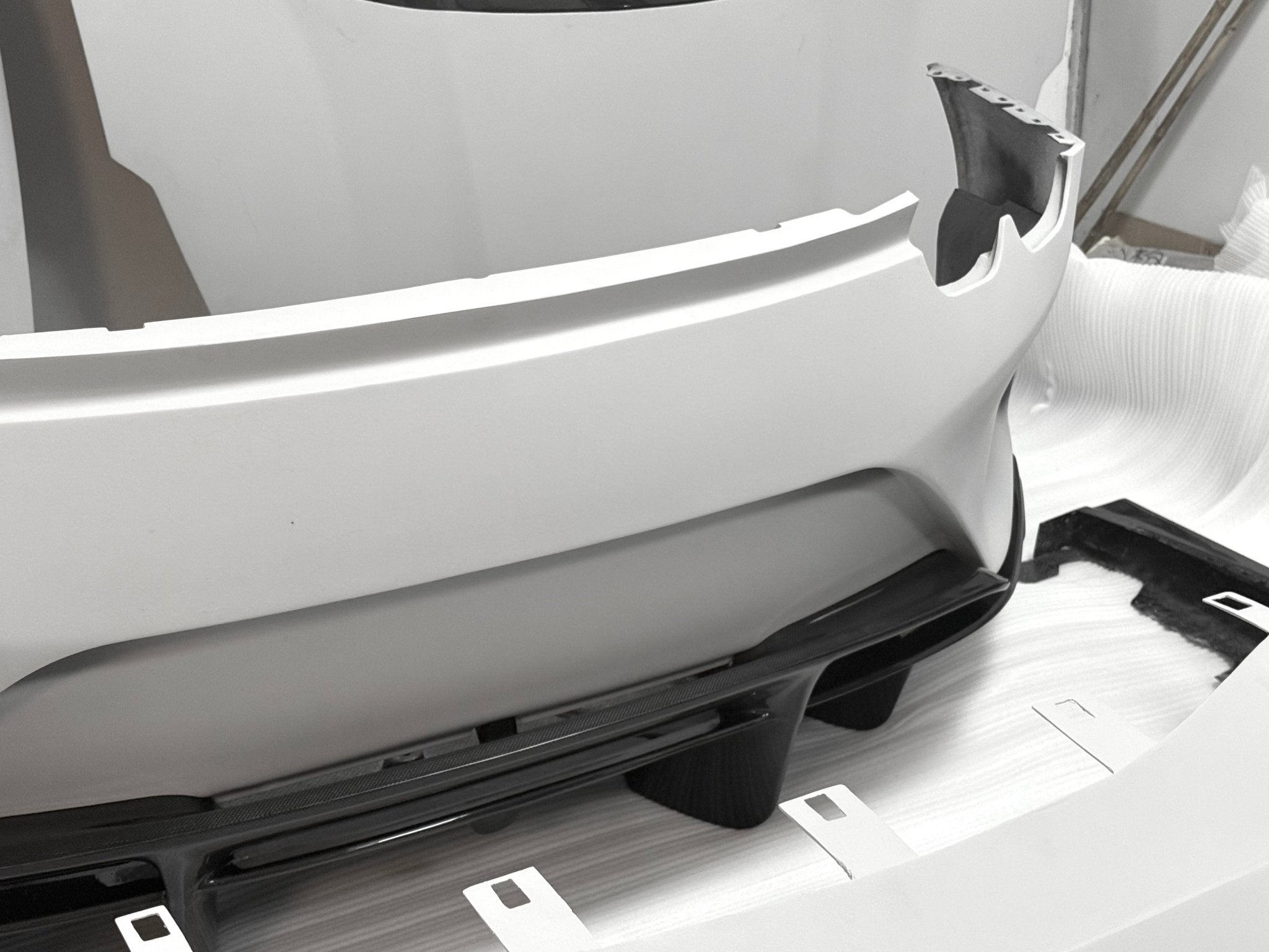 812 Superfast / GTS to Competizione - Style Carbon Fibre Conversion Body Kit (Aftermarket) Aftermarket Carbon Fiber Part / Bodykit - Robot Bodykits