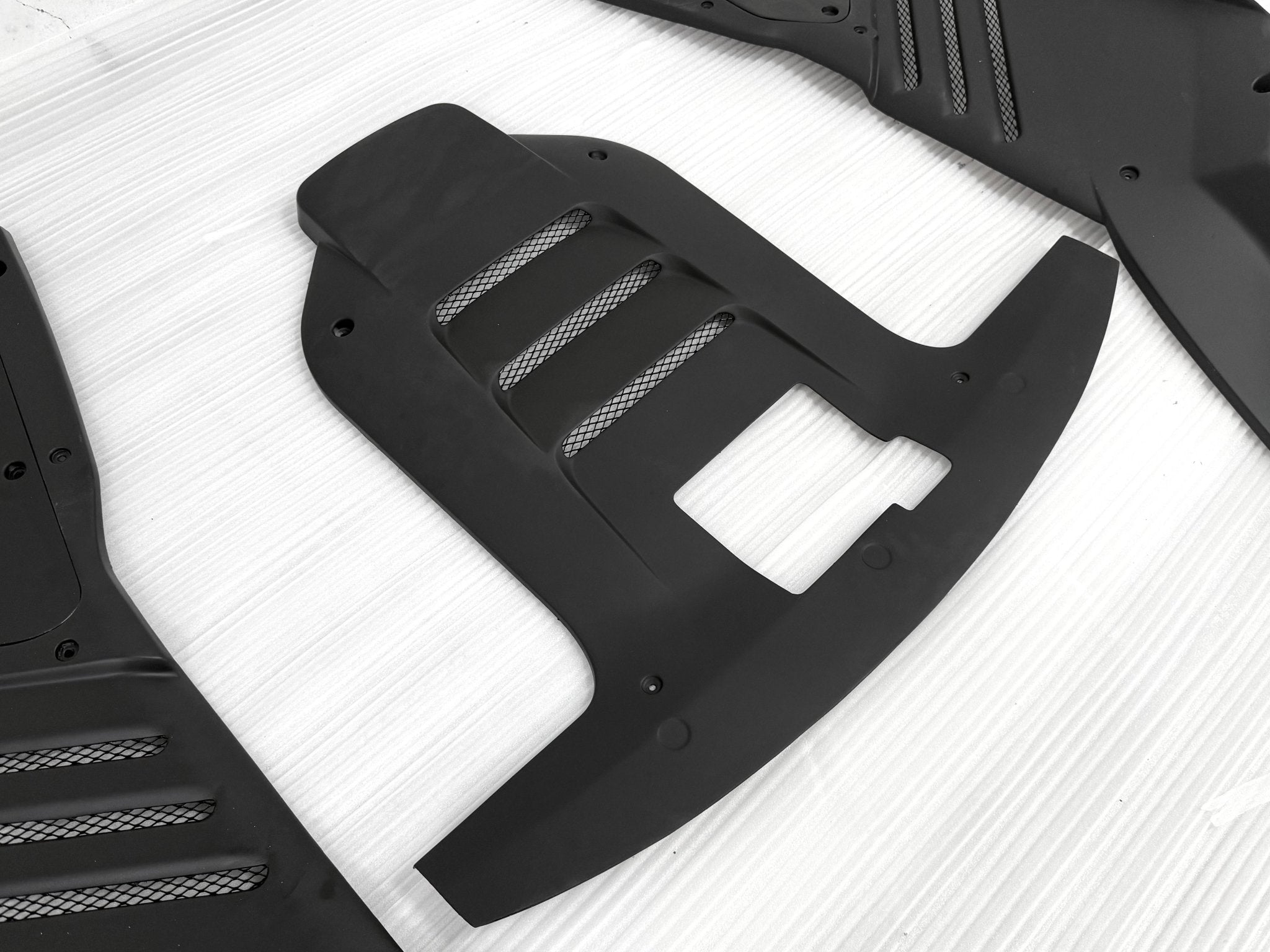 812 Superfast / GTS to Competizione - Style Carbon Fibre Conversion Body Kit (Aftermarket) Aftermarket Carbon Fiber Part / Bodykit - Robot Bodykits