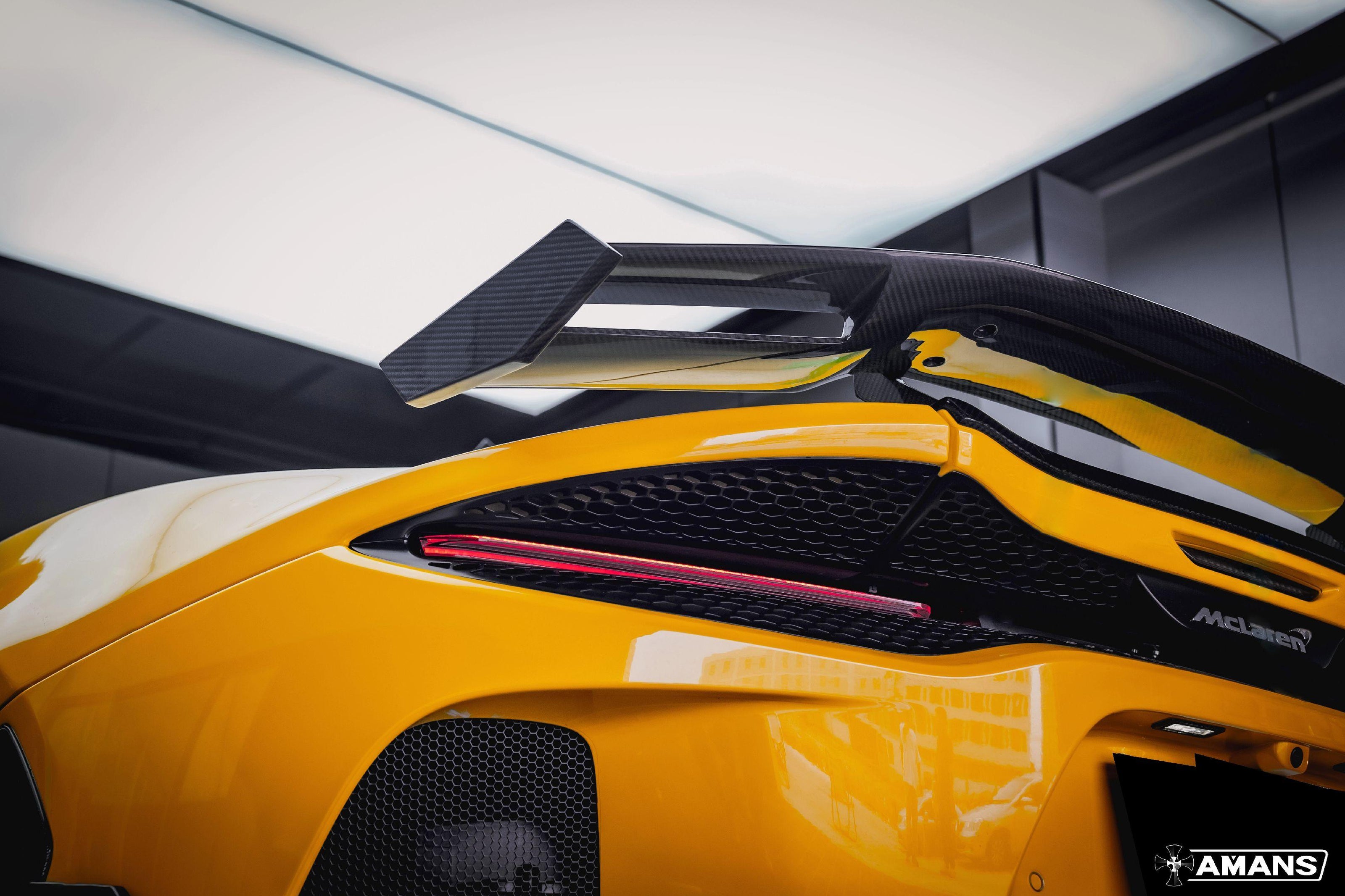 McLaren GT MiW AMANS Full Gloss Prepreg Carbon Aerodynamics Kit