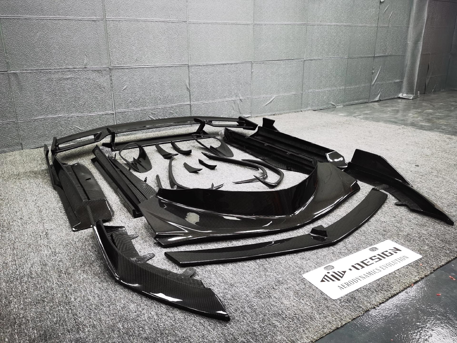 McLaren GT MiW AMANS Full Gloss Prepreg Carbon Aerodynamics Kit