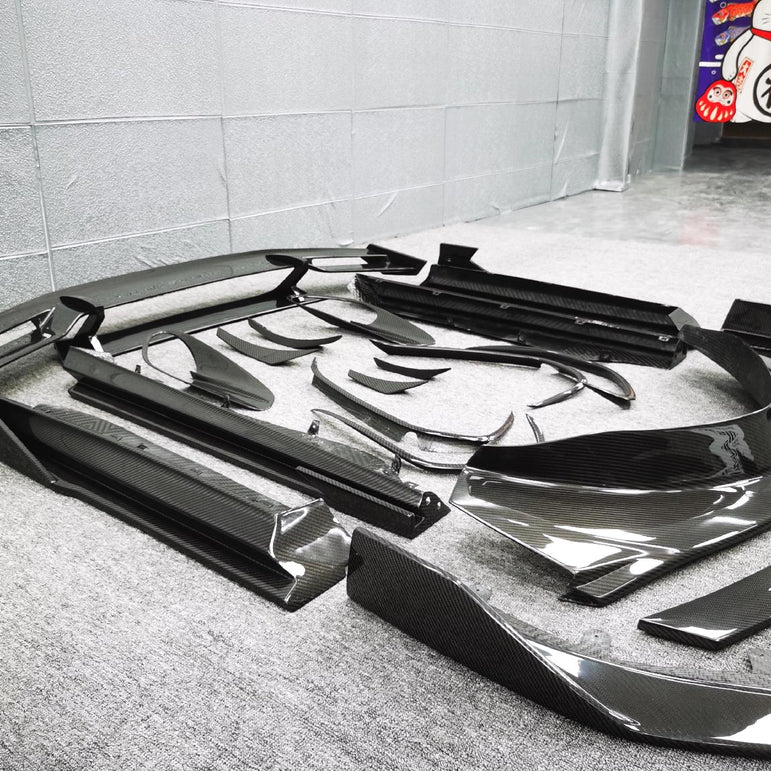 McLaren GT MiW AMANS Full Gloss Prepreg Carbon Aerodynamics Kit