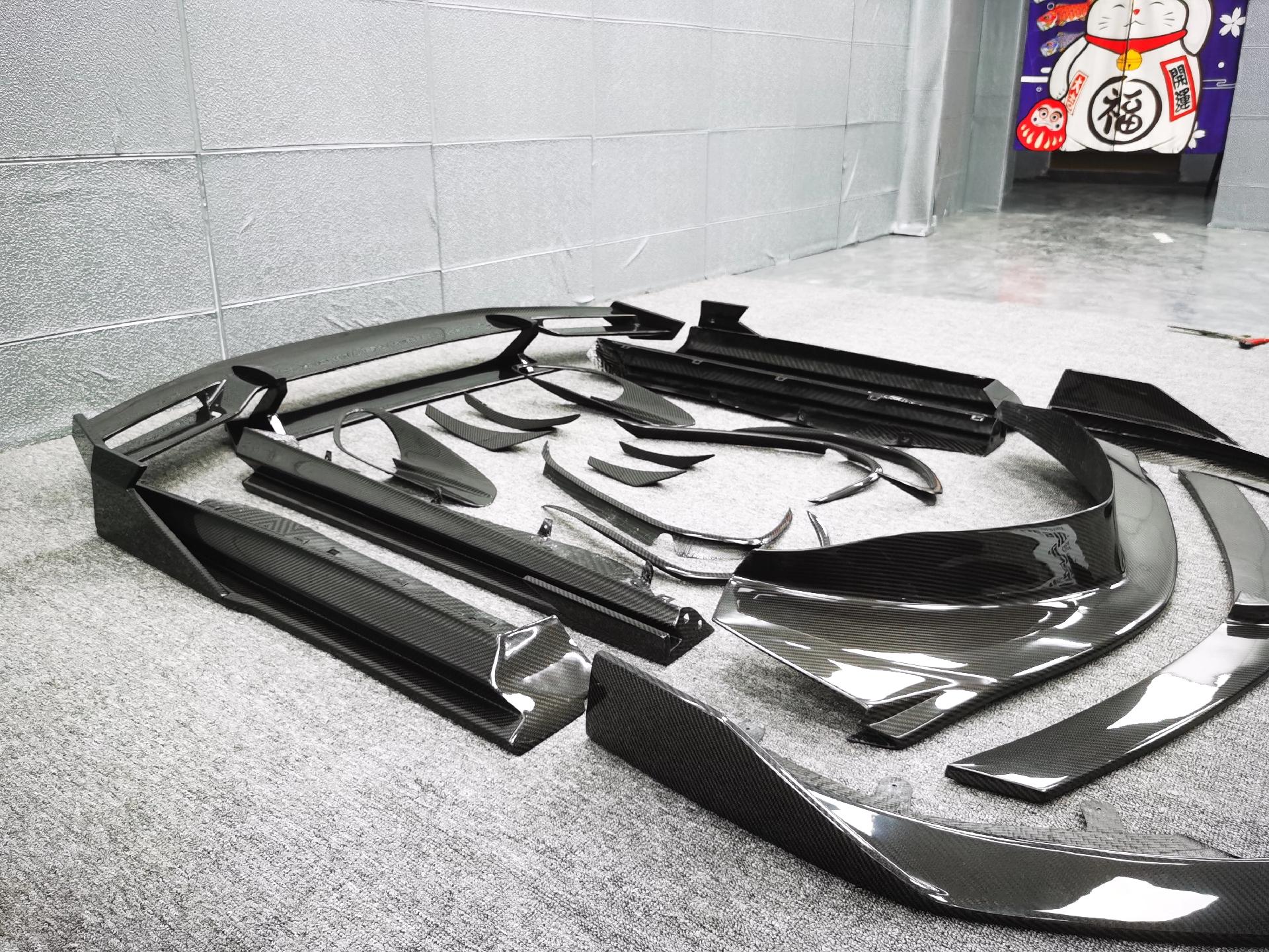 McLaren GT MiW AMANS Full Gloss Prepreg Carbon Aerodynamics Kit