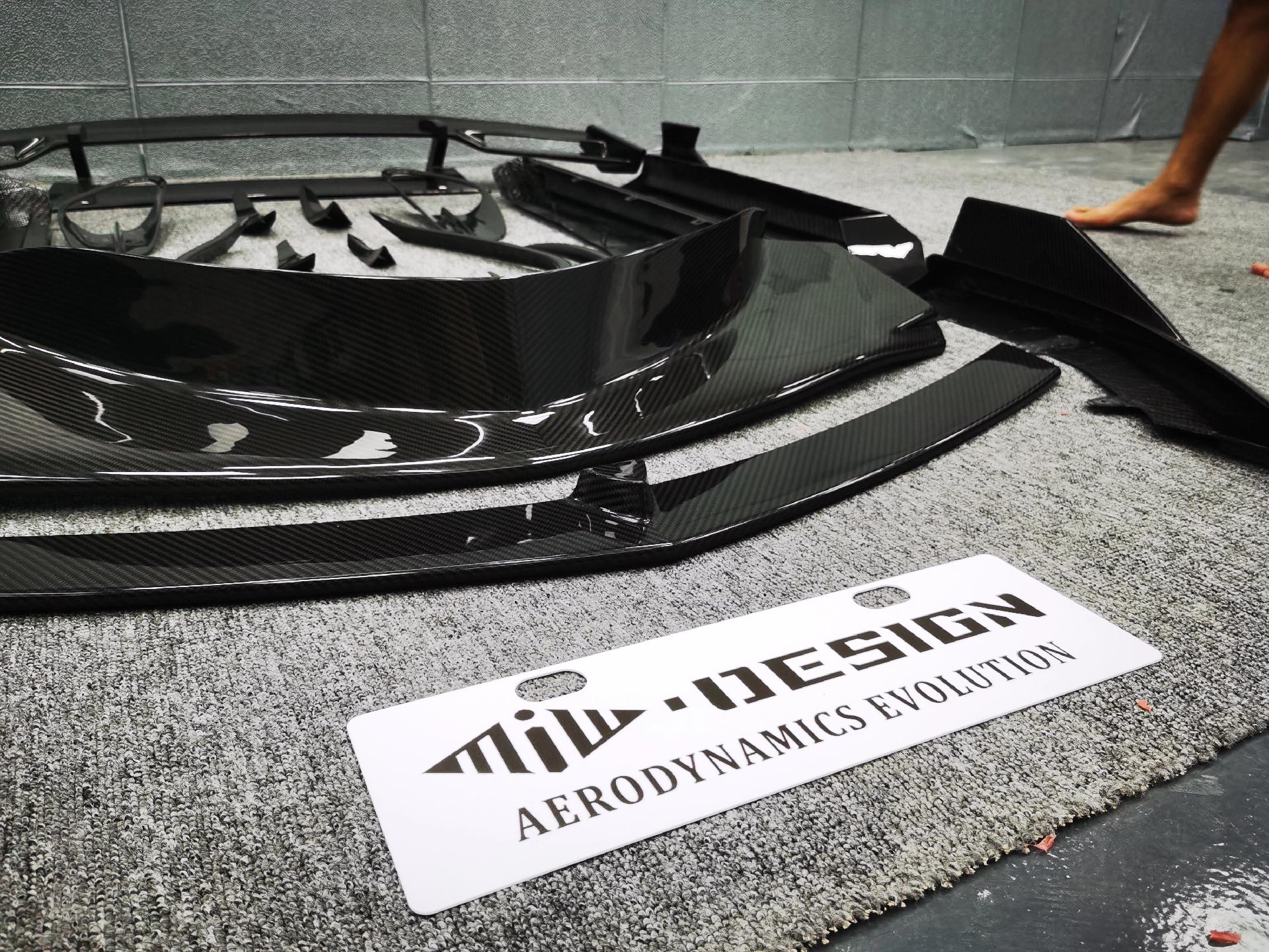 McLaren GT MiW AMANS Full Gloss Prepreg Carbon Aerodynamics Kit