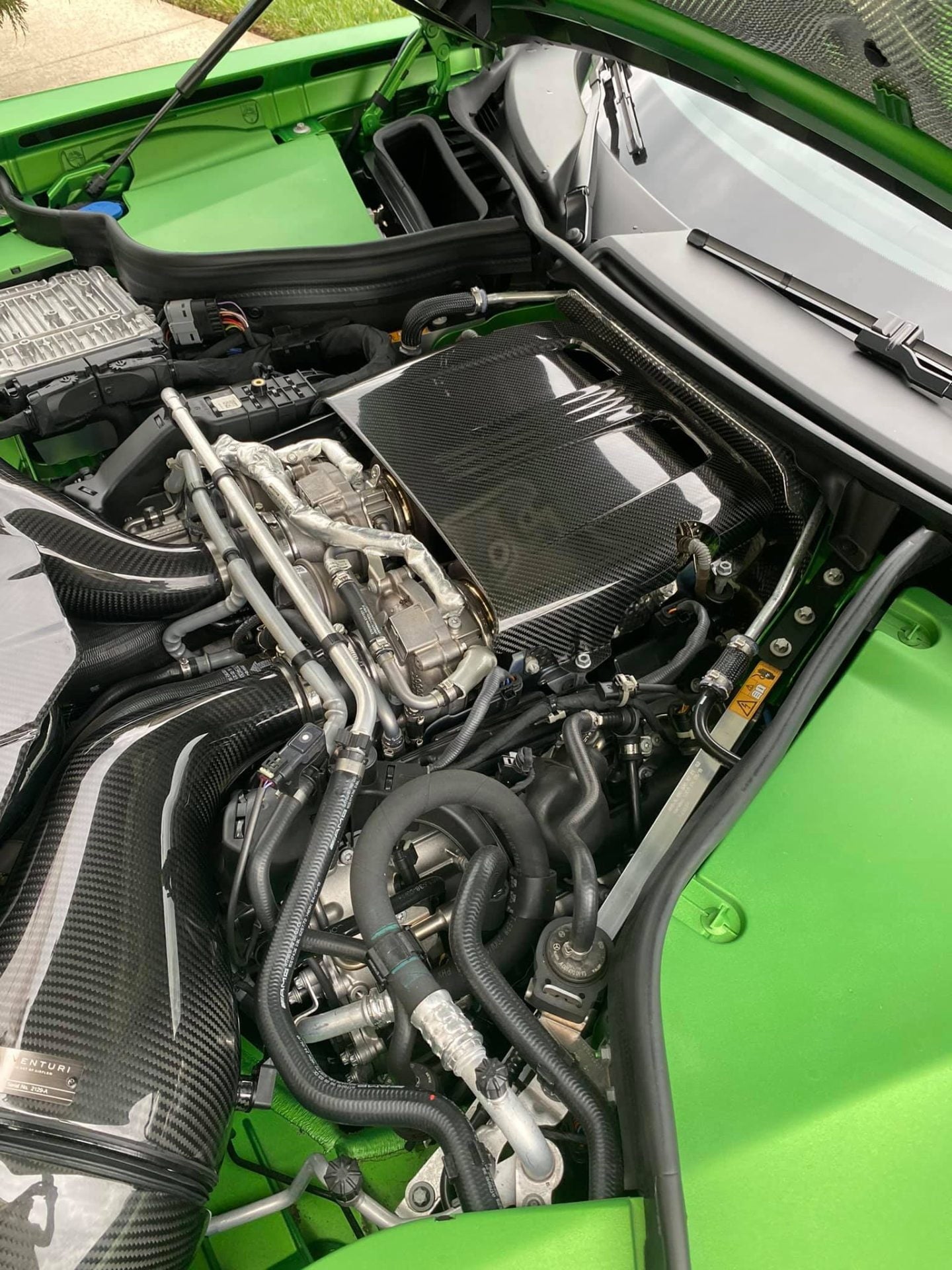 CMST Carbon Fiber Engine Cover for Mercedes Benz AMG GT & GTS & GTC & GTR 2015-ON - Robot Bodykits