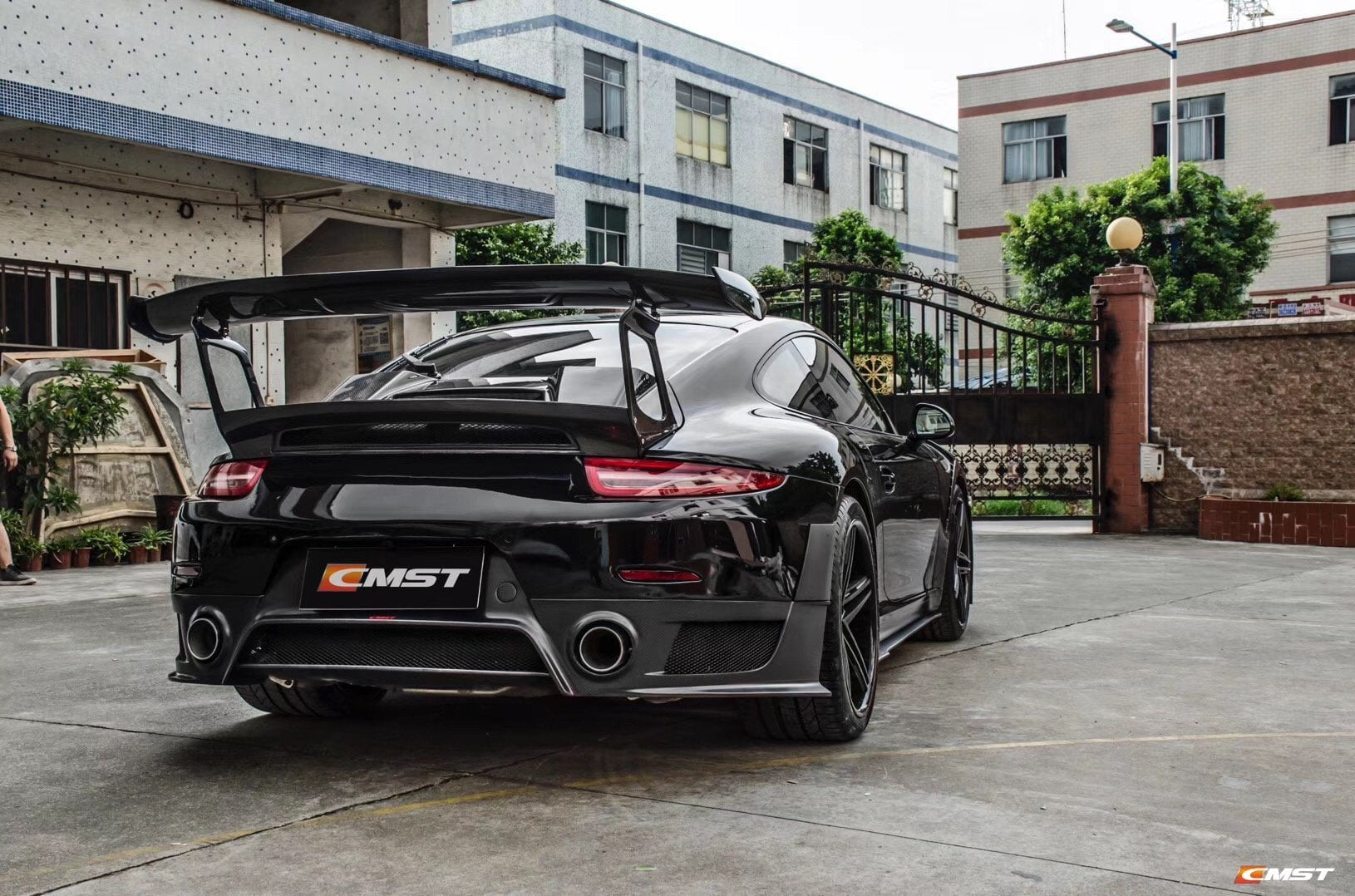 CMST Carbon Fiber Rear Bumper & Diffuser for Porsche 991.1 991.2 GT2RS (2012-2018) - Robot Bodykits