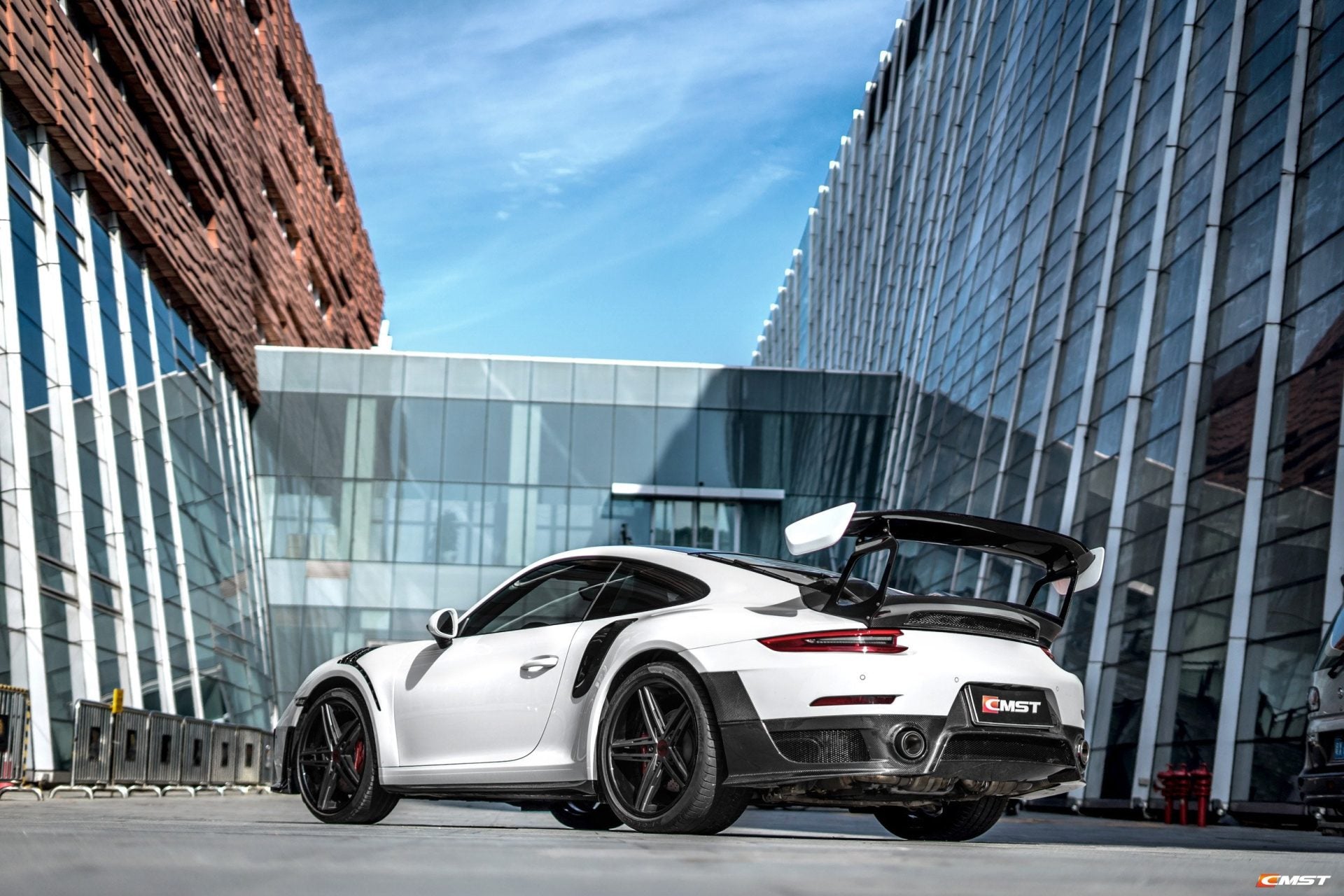 CMST Carbon Fiber Rear Bumper & Diffuser for Porsche 991.1 991.2 GT2RS (2012-2018) - Robot Bodykits