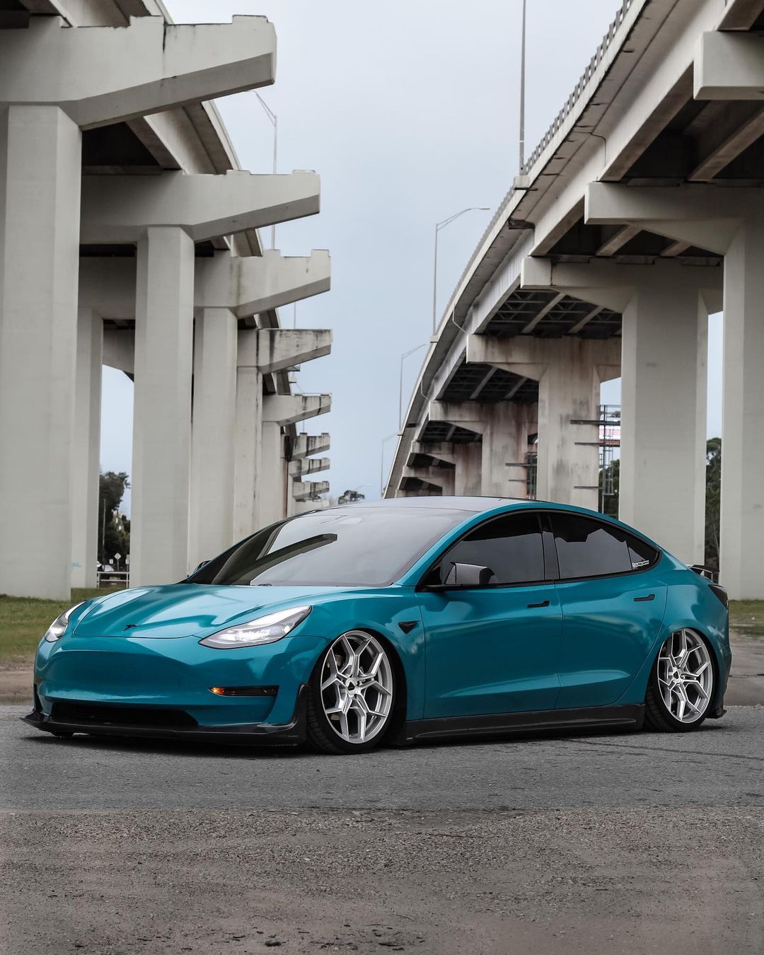 CMST Tesla Model 3 Carbon Fiber Full Body Kit Style E - Robot Bodykits