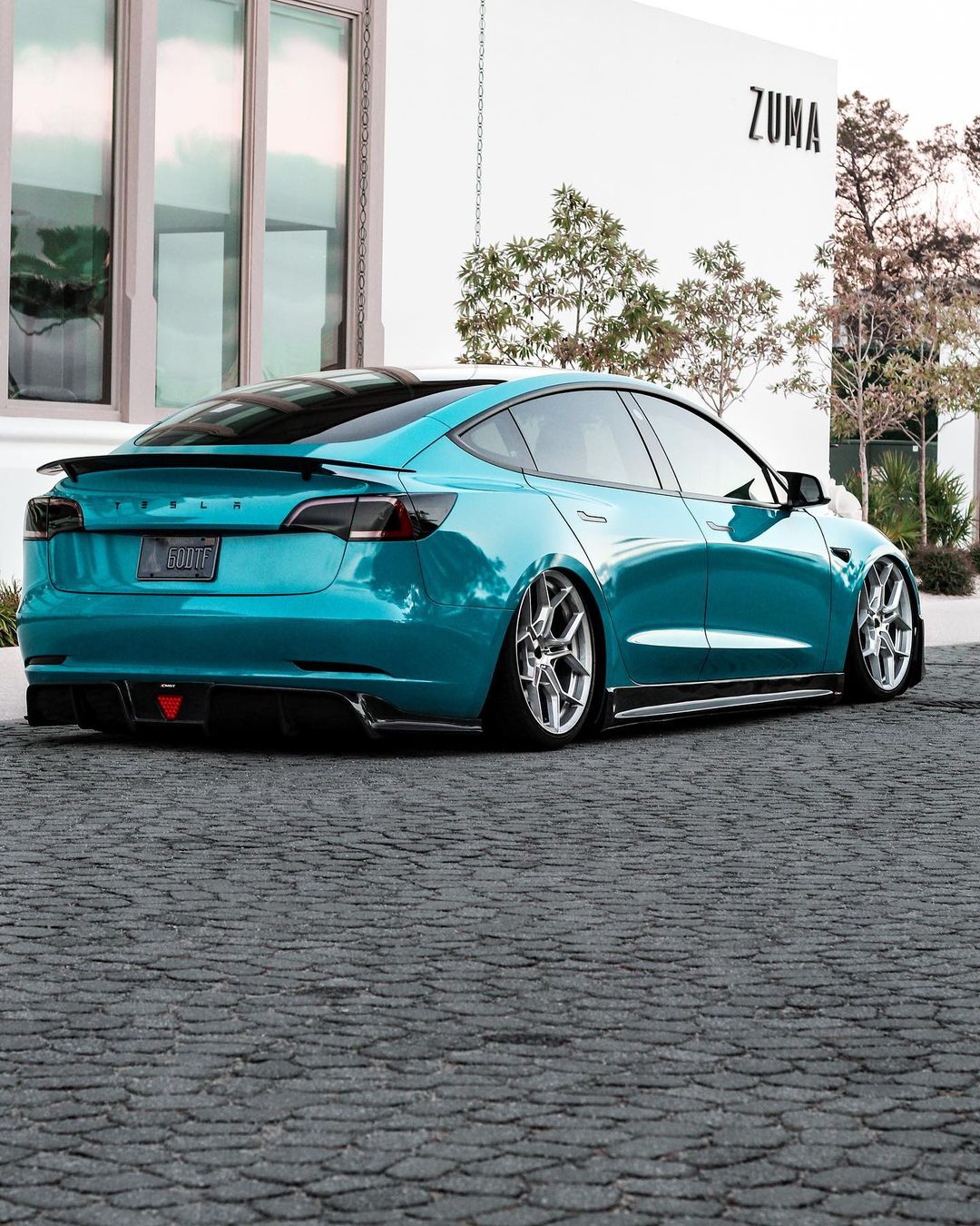 CMST Tesla Model 3 Carbon Fiber Full Body Kit Style E - Robot Bodykits