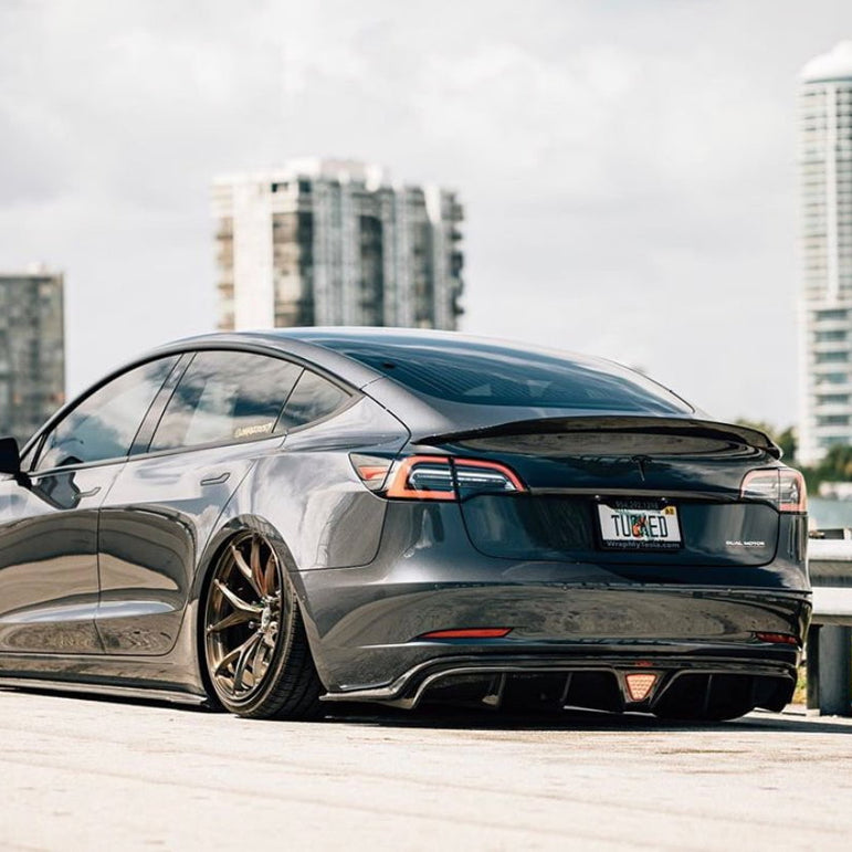 CMST Carbon Fiber Full Body Kit Style C for Tesla Model 3 - Robot Bodykits