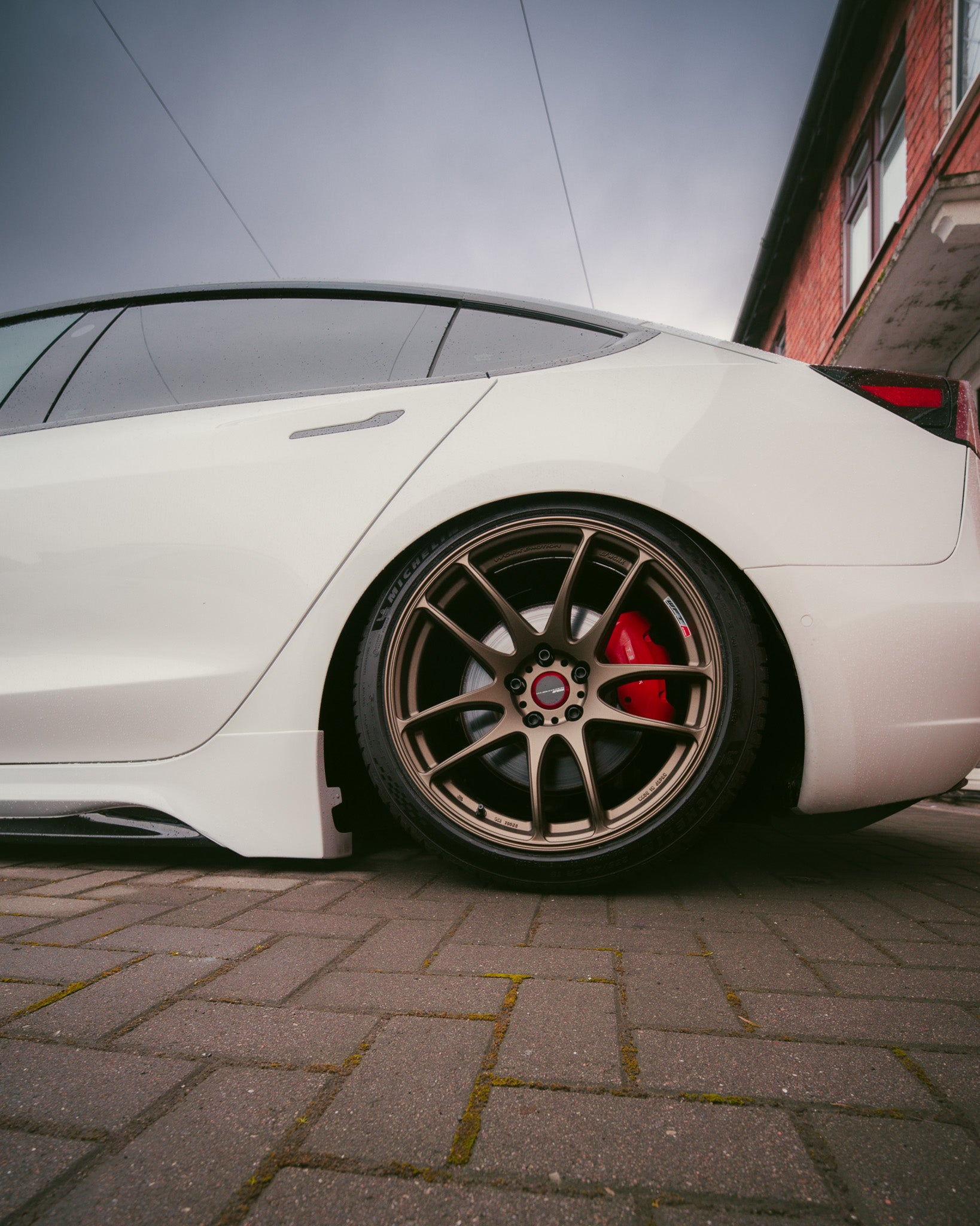 OnAir E3 Series Tesla Model 3 Full Air Suspension System (Fits RWD/AWD & Highland)
