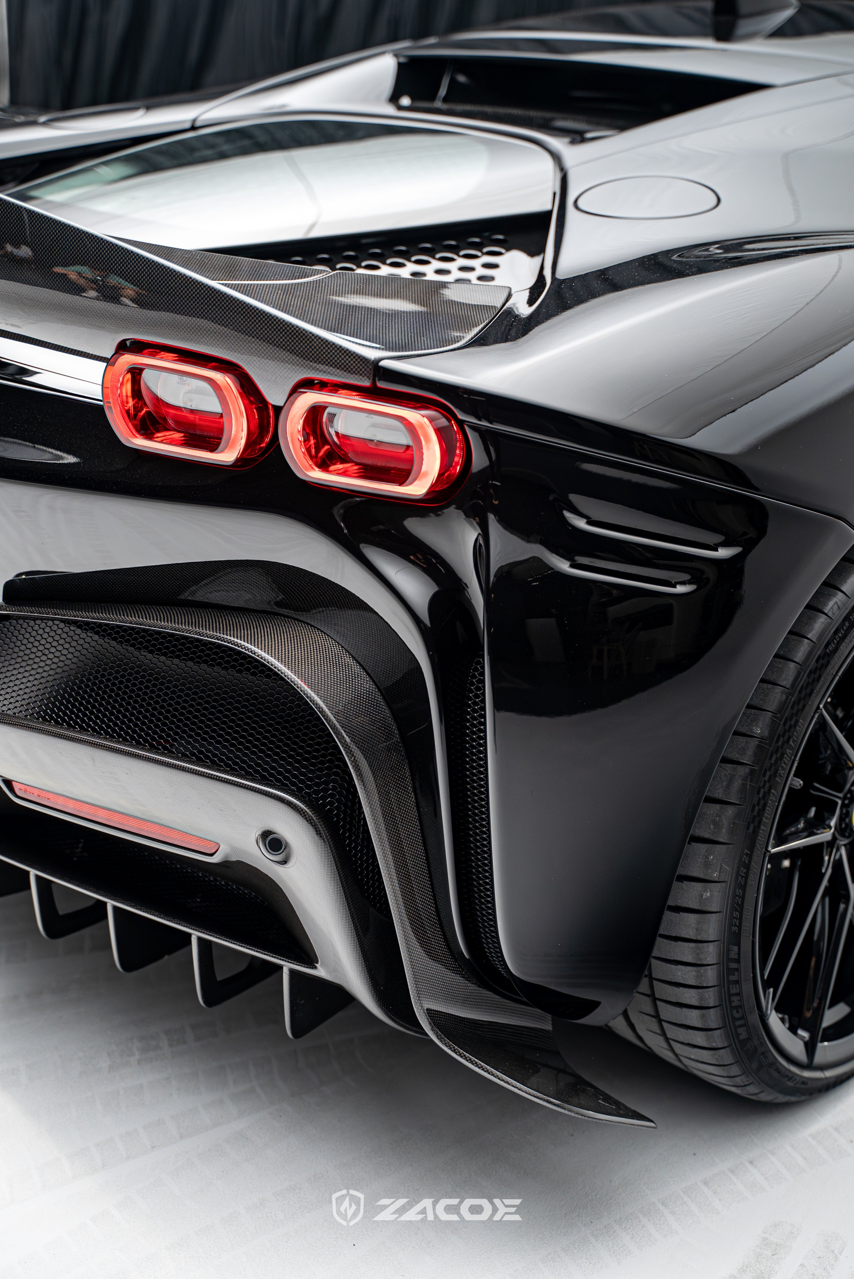 ZACOE Ferrari SF90 Stradale Body kit (11pcs/set)