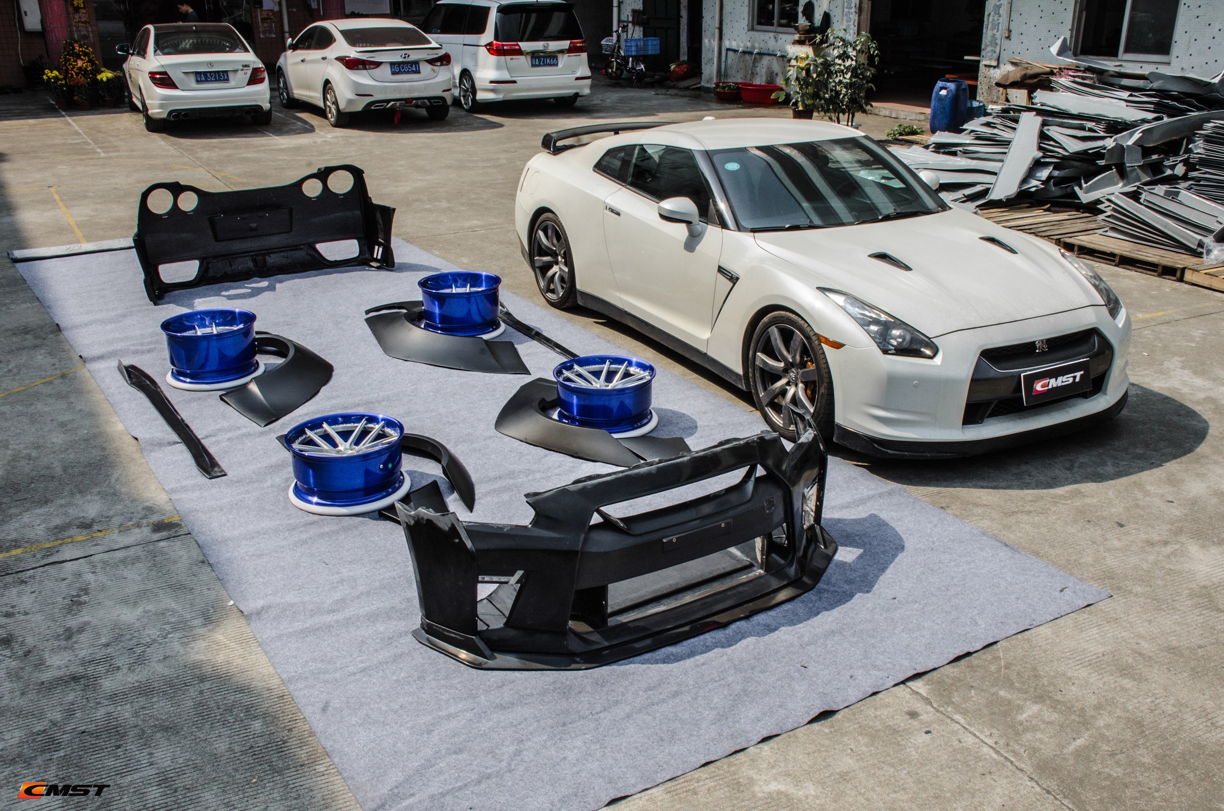 CMST Tuning  Facelift Conversion Partial Carbon Fiber Full Body Kit for Nissan GTR GT-R R35 2008-2016