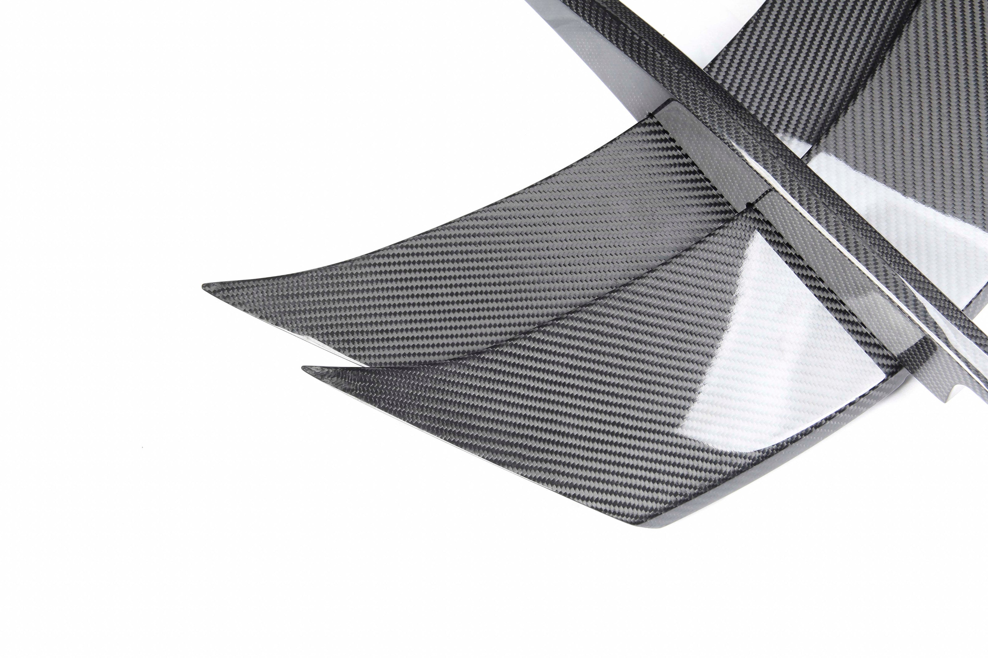 Ferrari F8 Paktechz Full Dry Carbon Aerodynamics kit