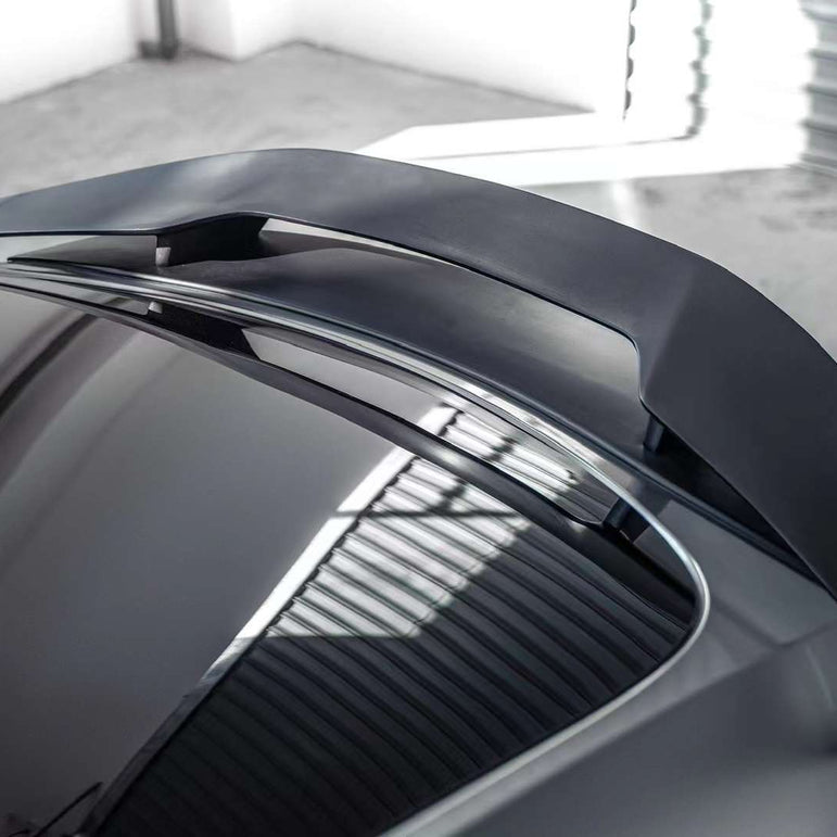 Robot Tesla Model Y Spoiler
