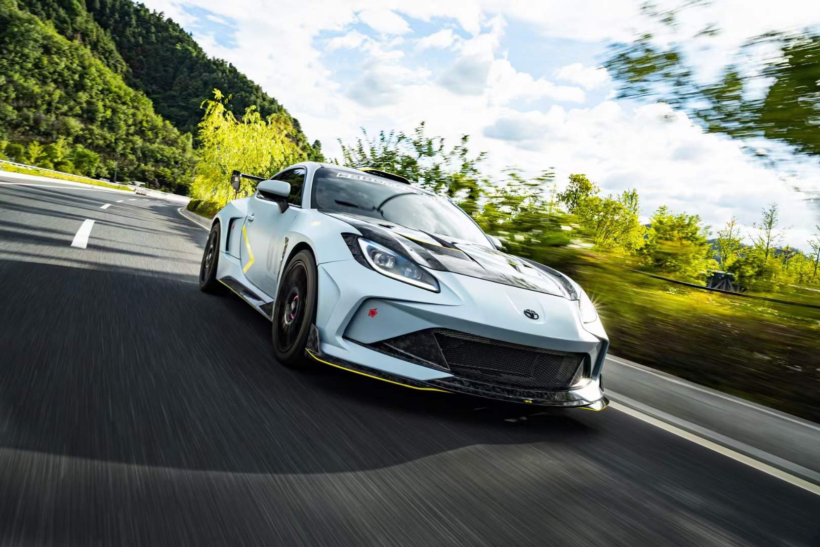 Robot Craftsman Toyota GR86 / BRZ Complete Widebody Kit